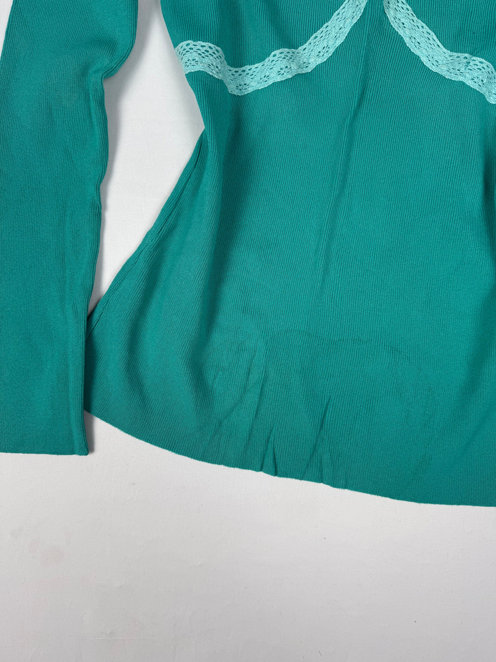 Green ribbed long sleeves top (S/M)