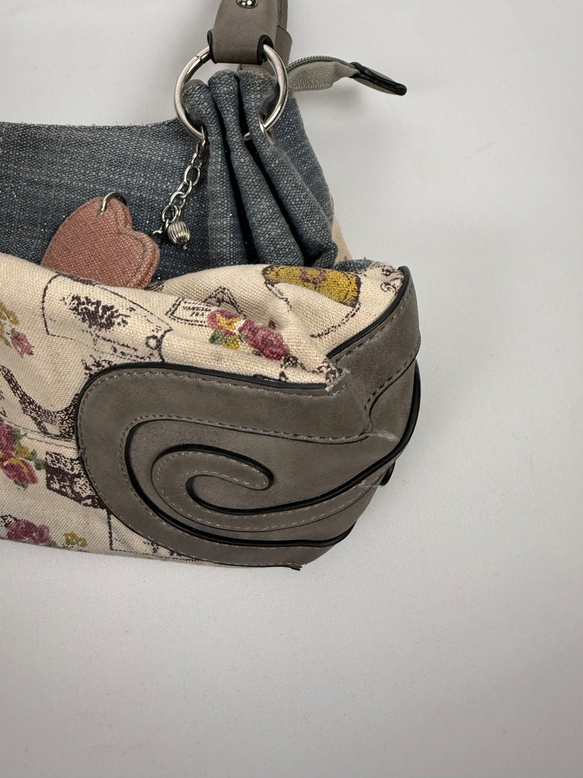 Pink graphic shoulder bag