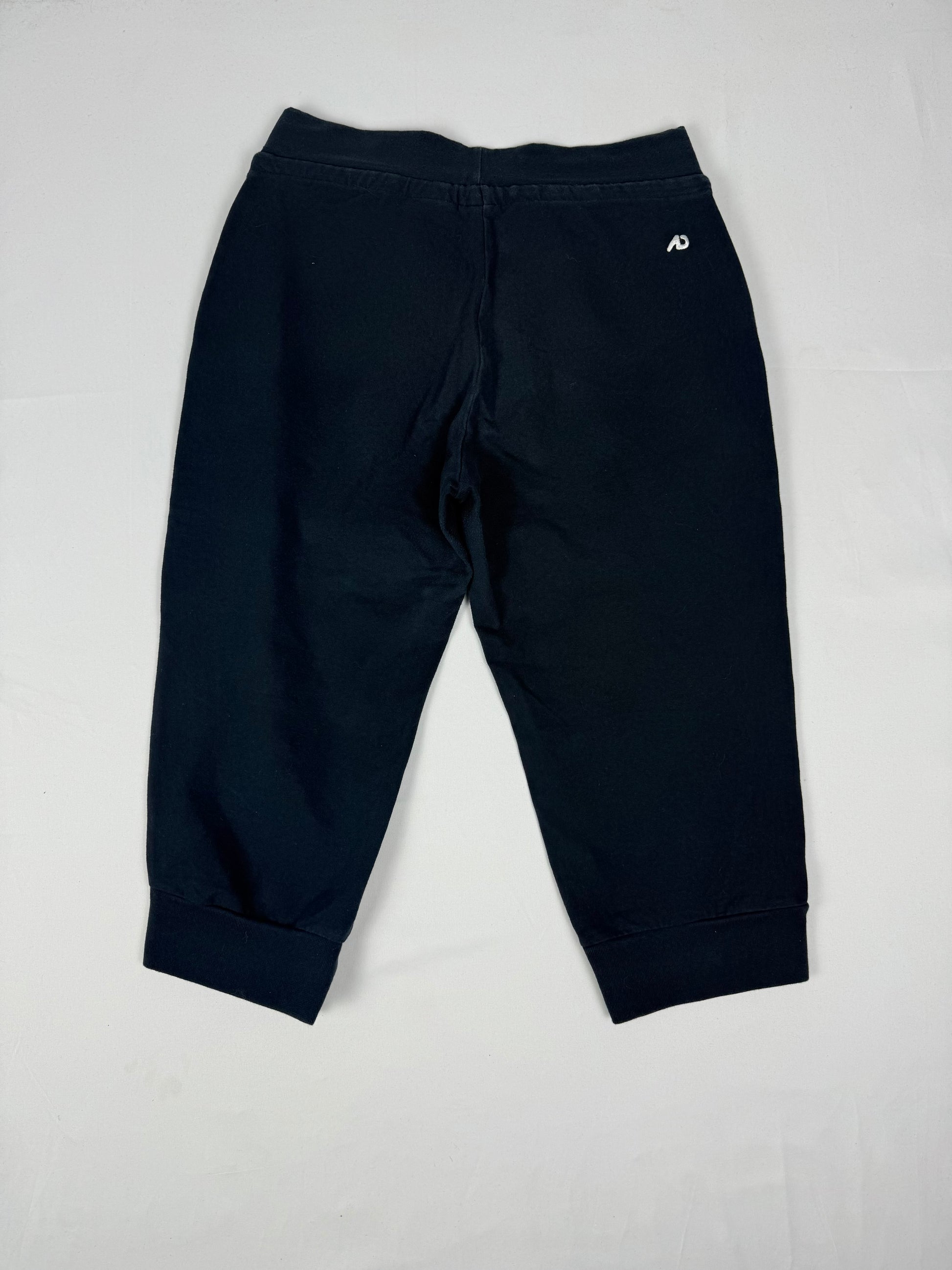 Black cotton low rise joggers capri pants (M)
