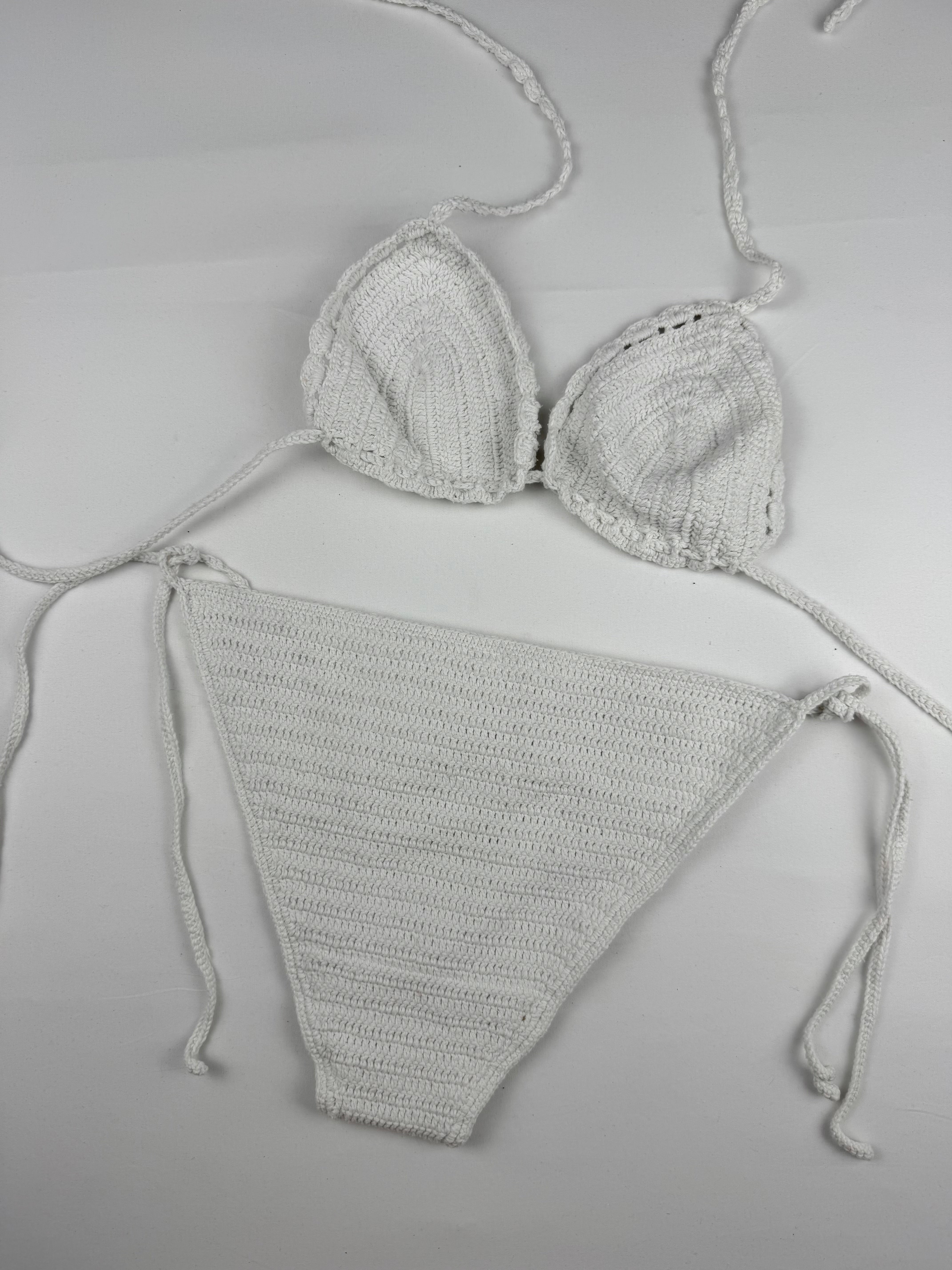 White crochet bikini set (M)
