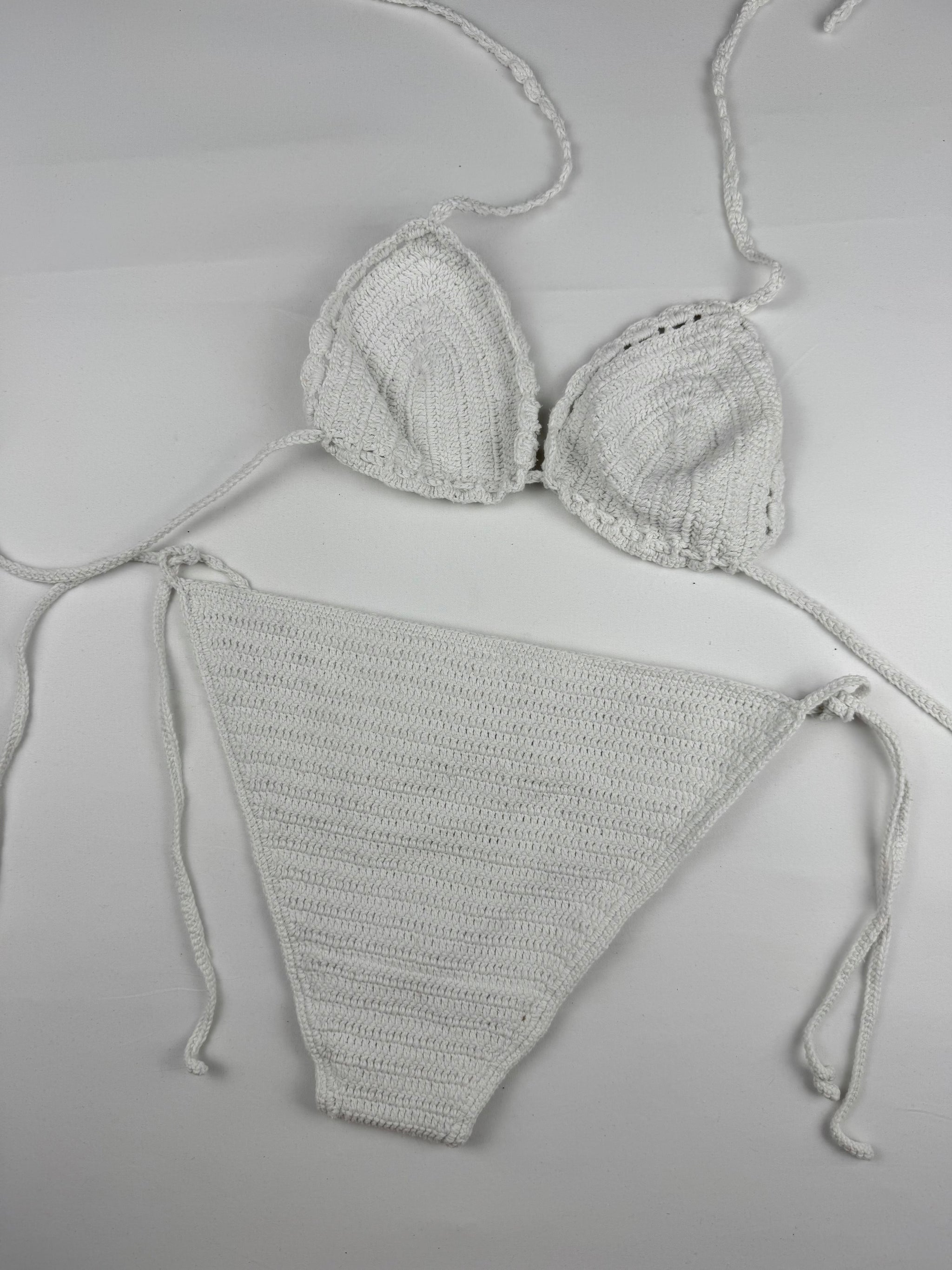White crochet bikini set (M)