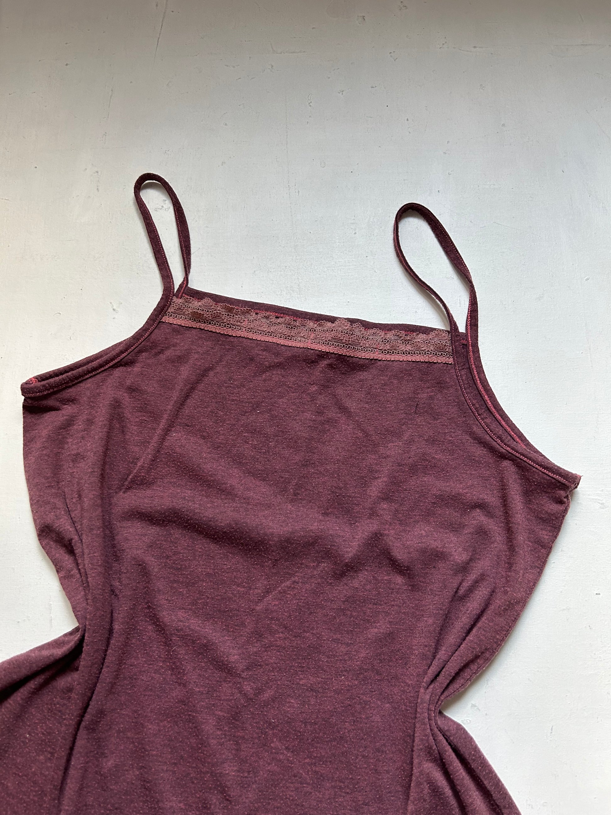 Mauve purple lace  stretchy cami top (M)