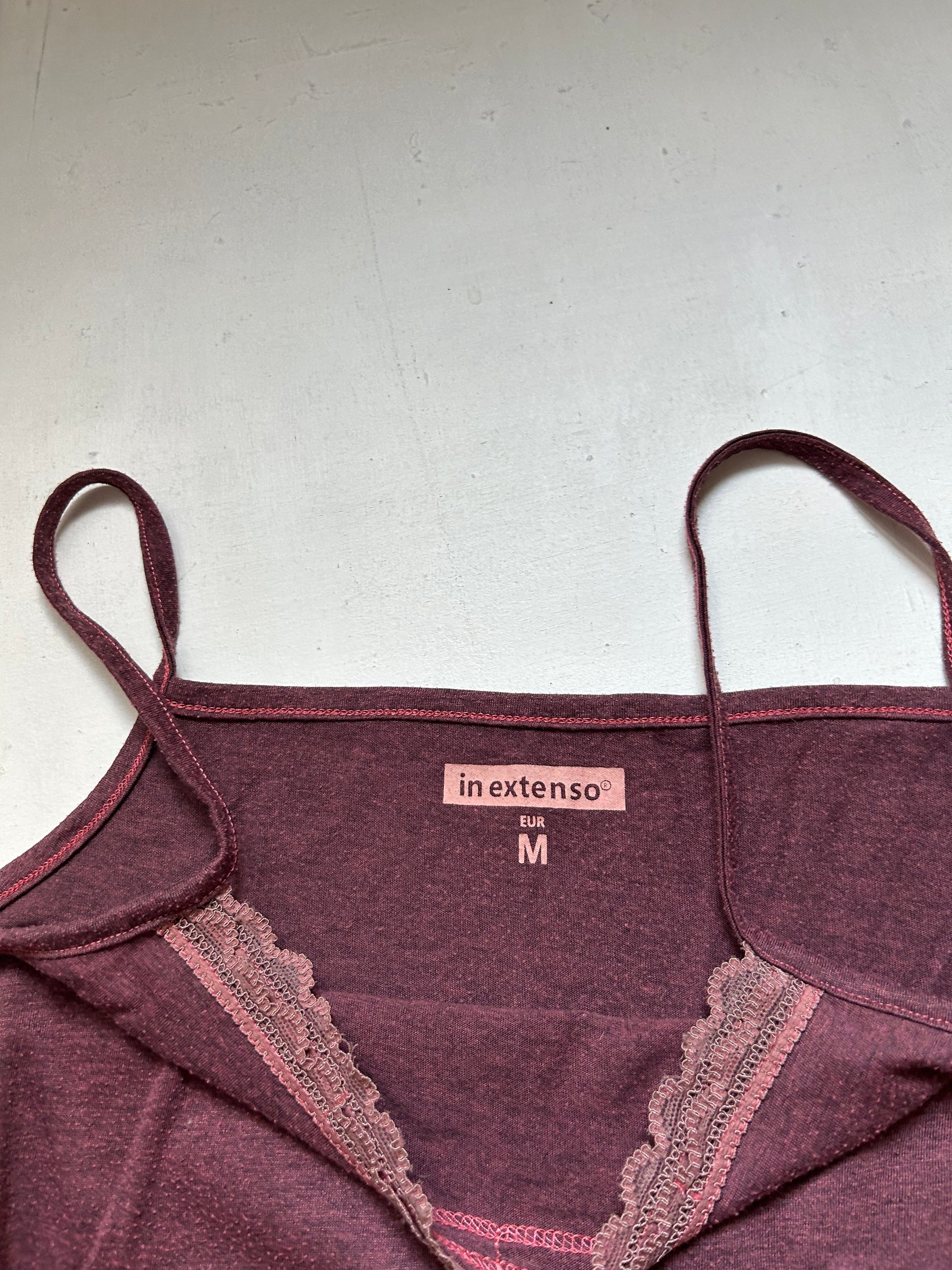 Mauve purple lace  stretchy cami top (M)
