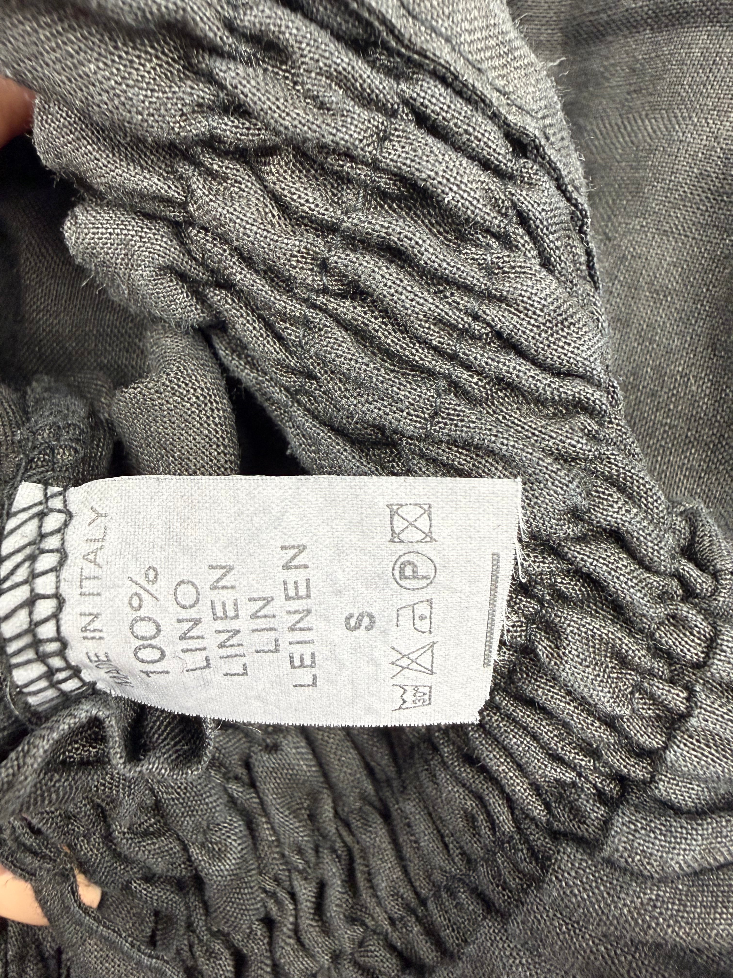 Black 100% linen capri pants (S)