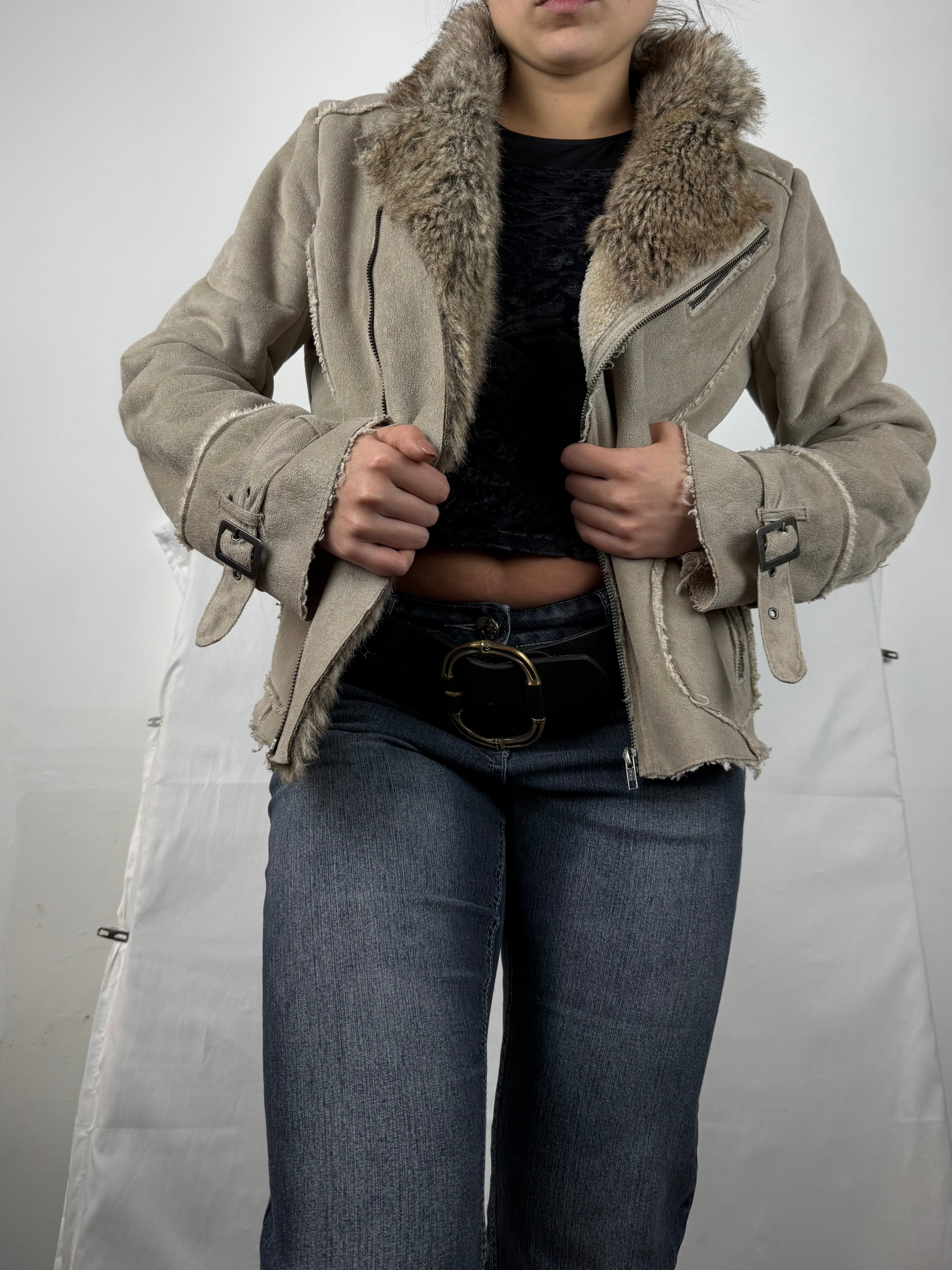 Beige suede inside faux fur jacket (M/L)