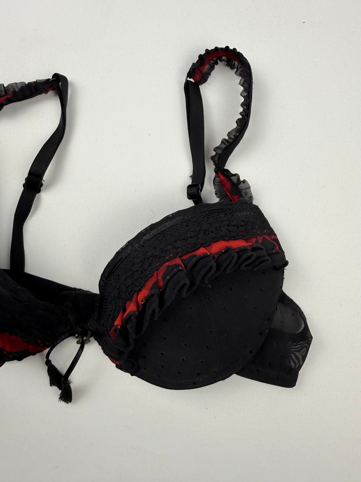 Soutien-gorge à fleurs rouge