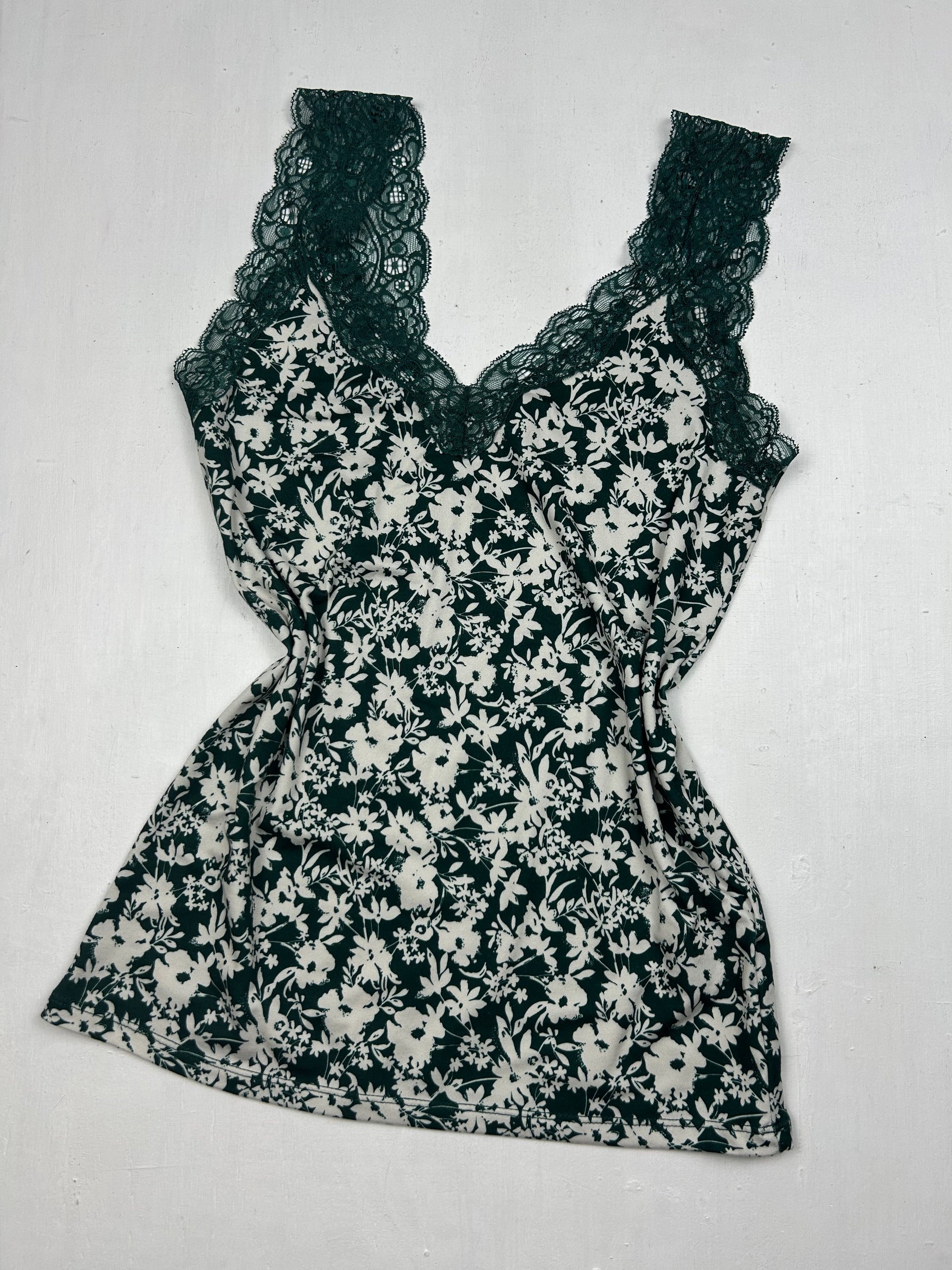 Green floral lace neck cami top (M)