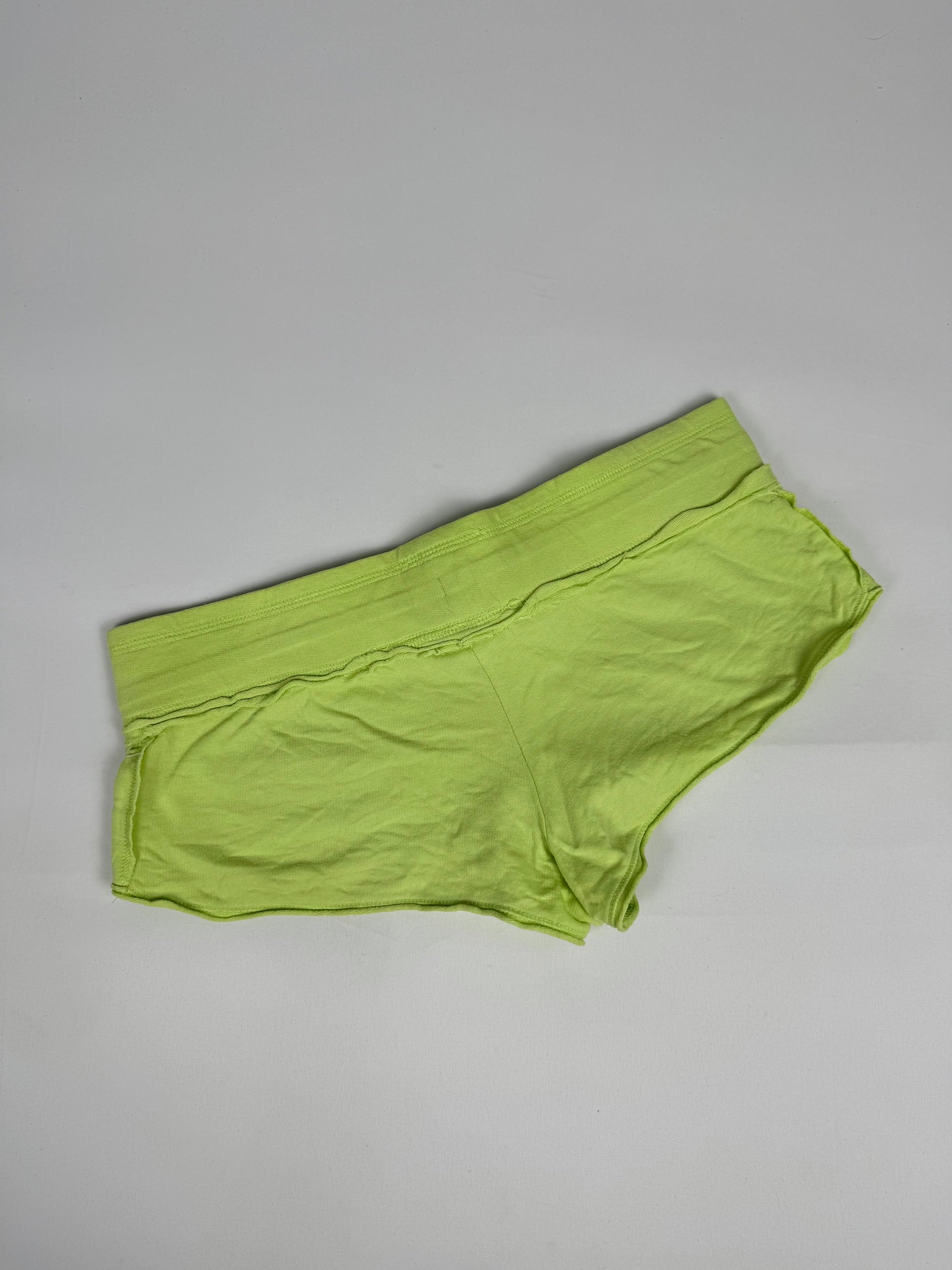 Green cotton activewear mini short (M)