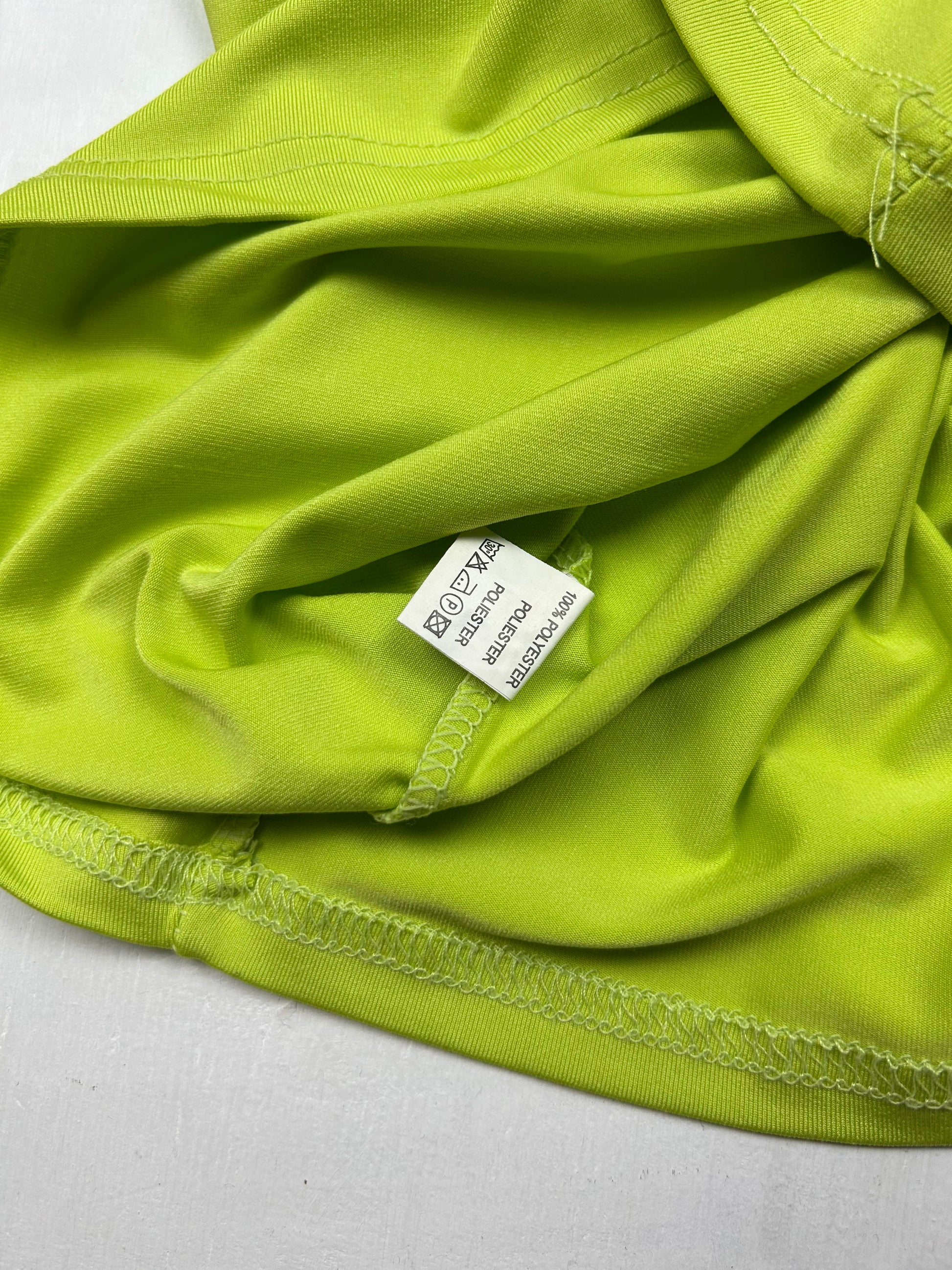 Green asymmetric kiss top (S/M)