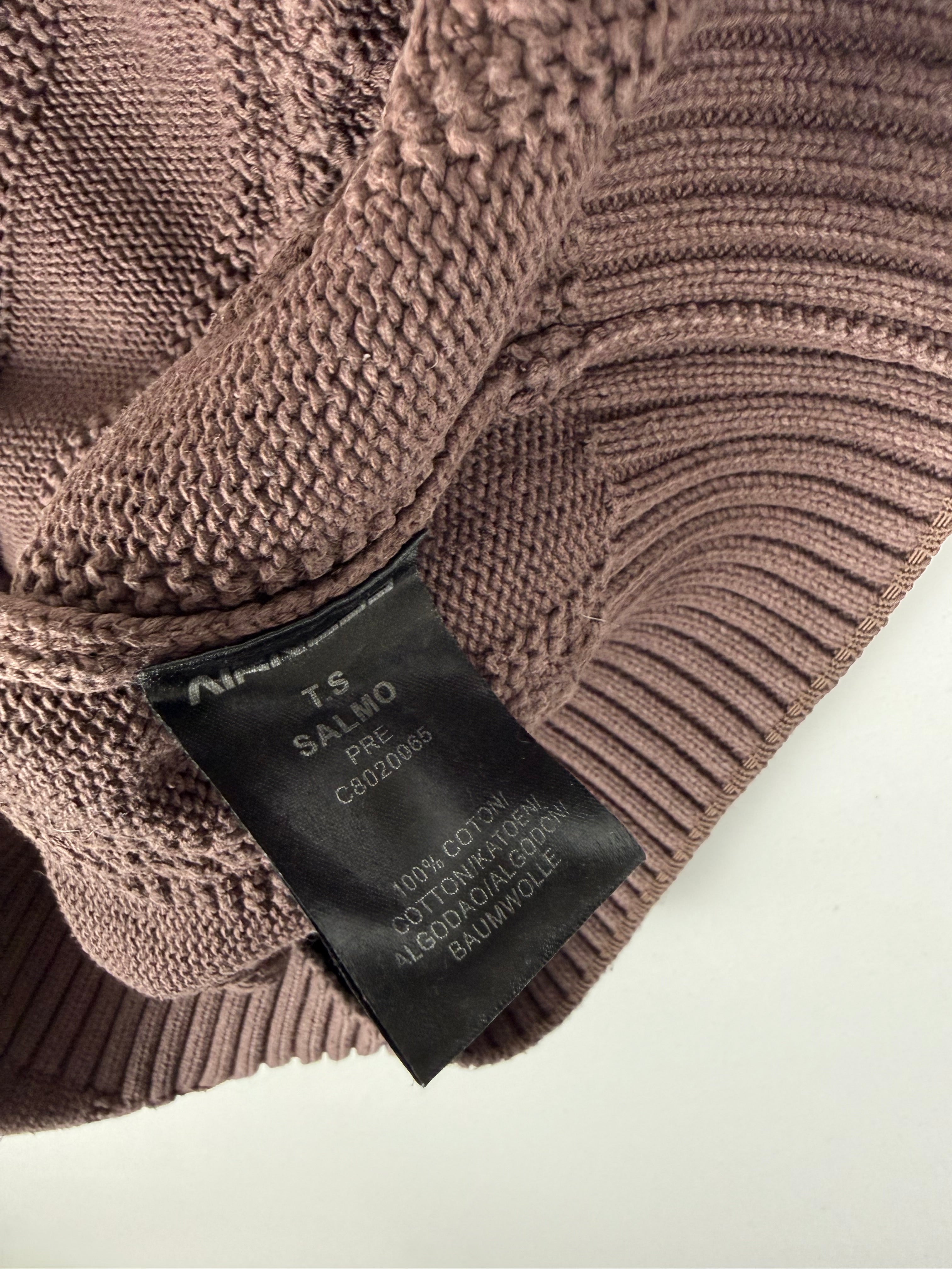 Mini-robe en maille grise à manches courtes avec nouage (S)