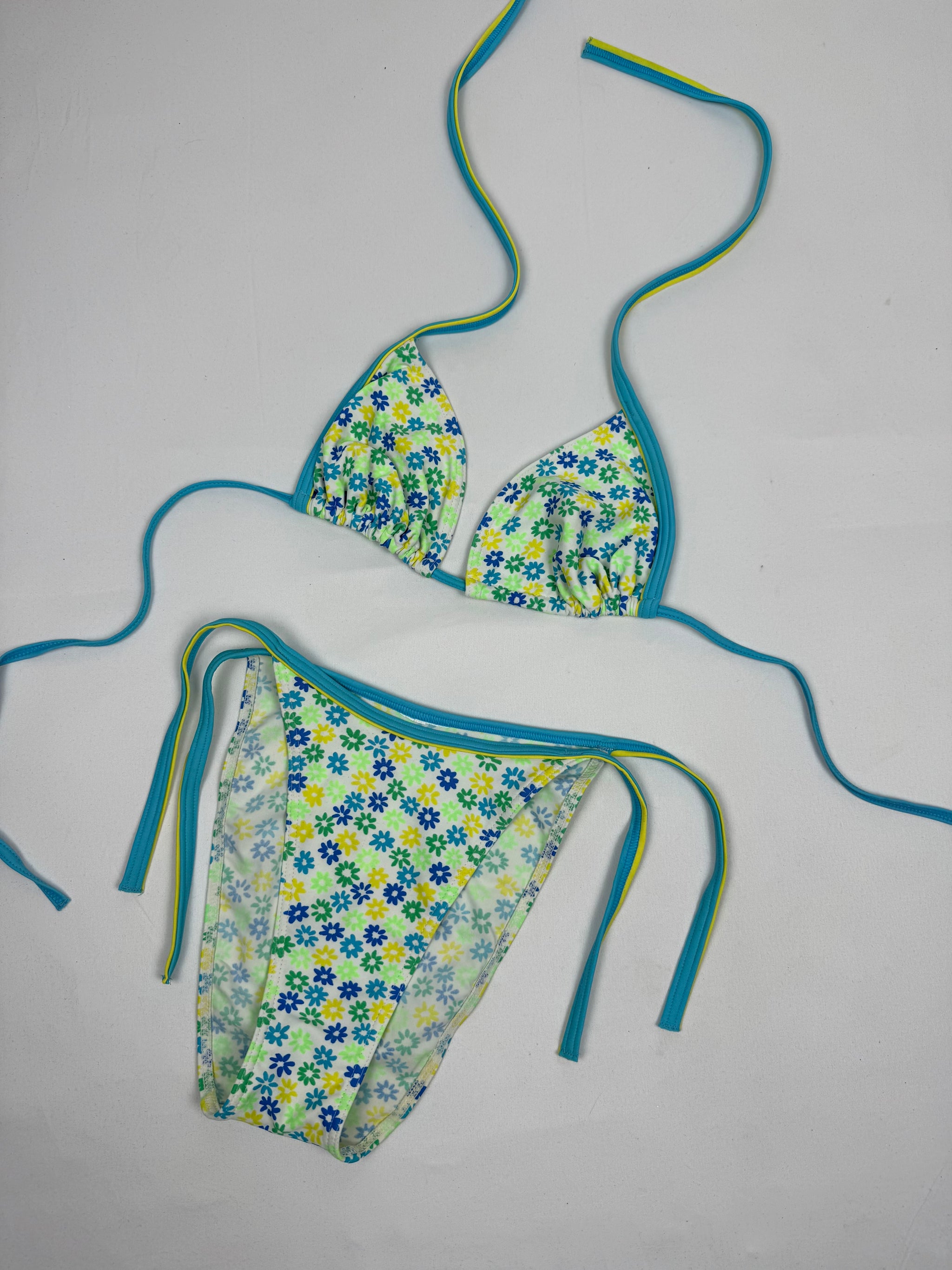 Floral bikini set (S/M)