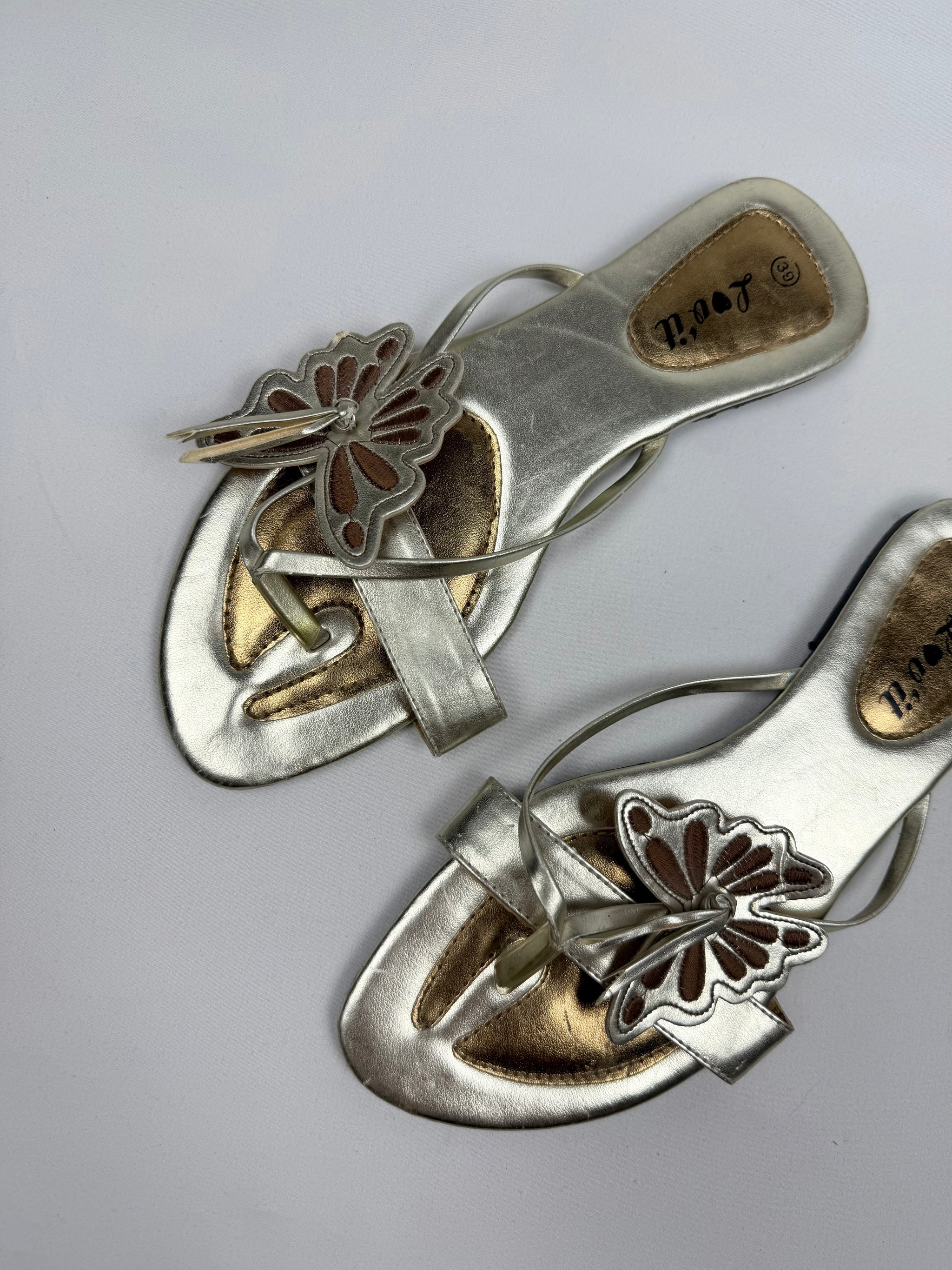 Gold butterfly flip flops mules (39)