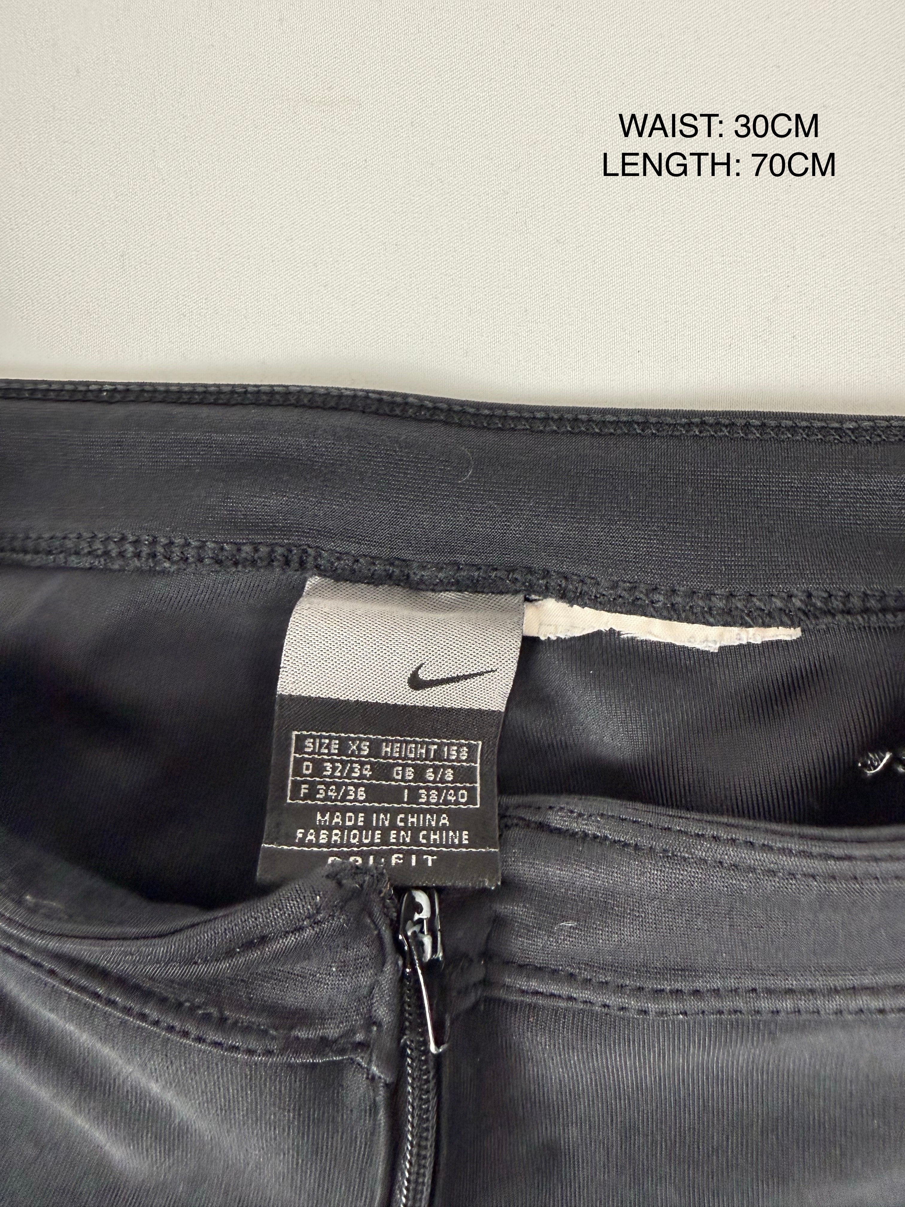 Black activewear capri pants (XS)