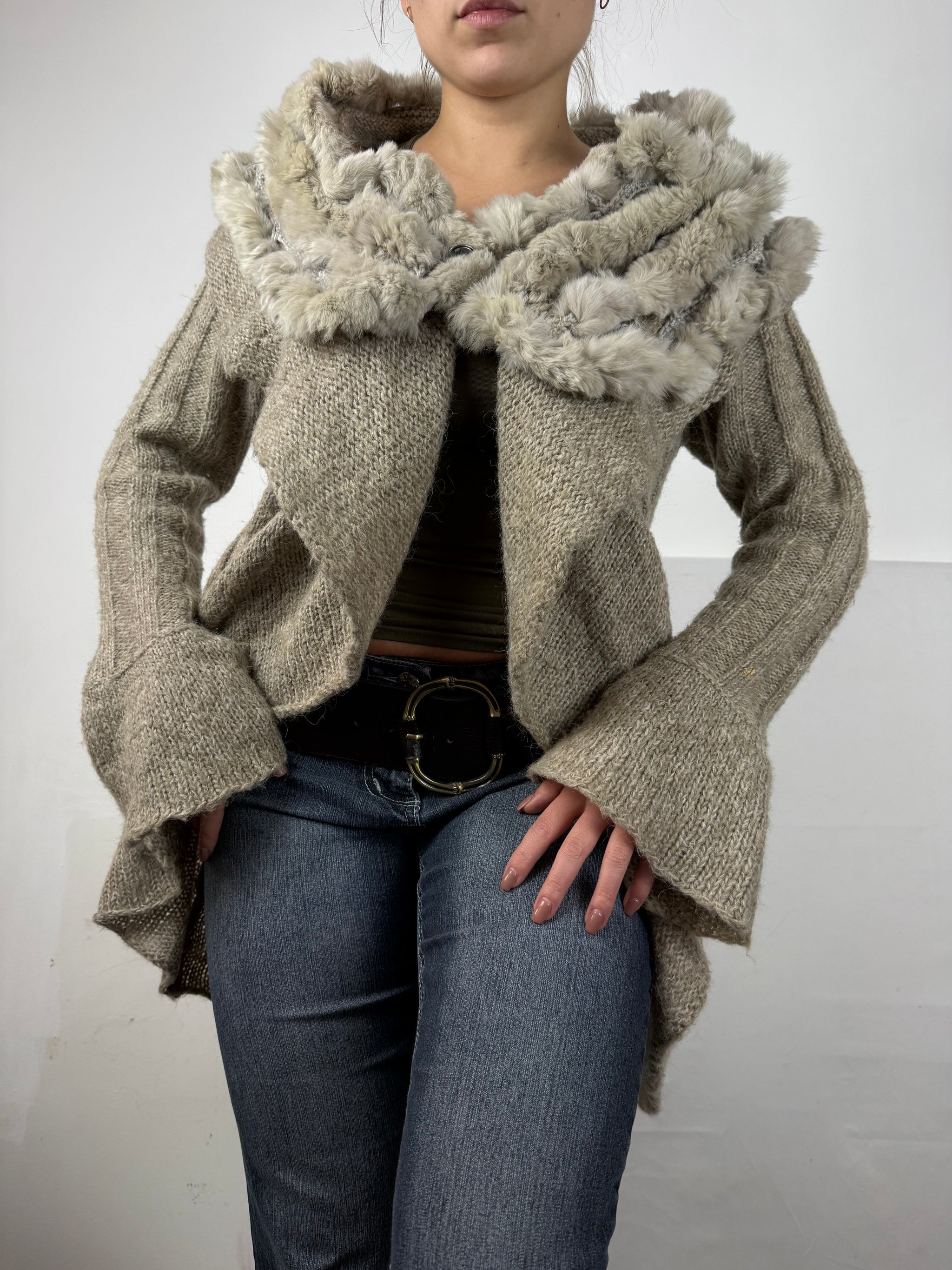 Beige fur neck cardigan jumper (L)