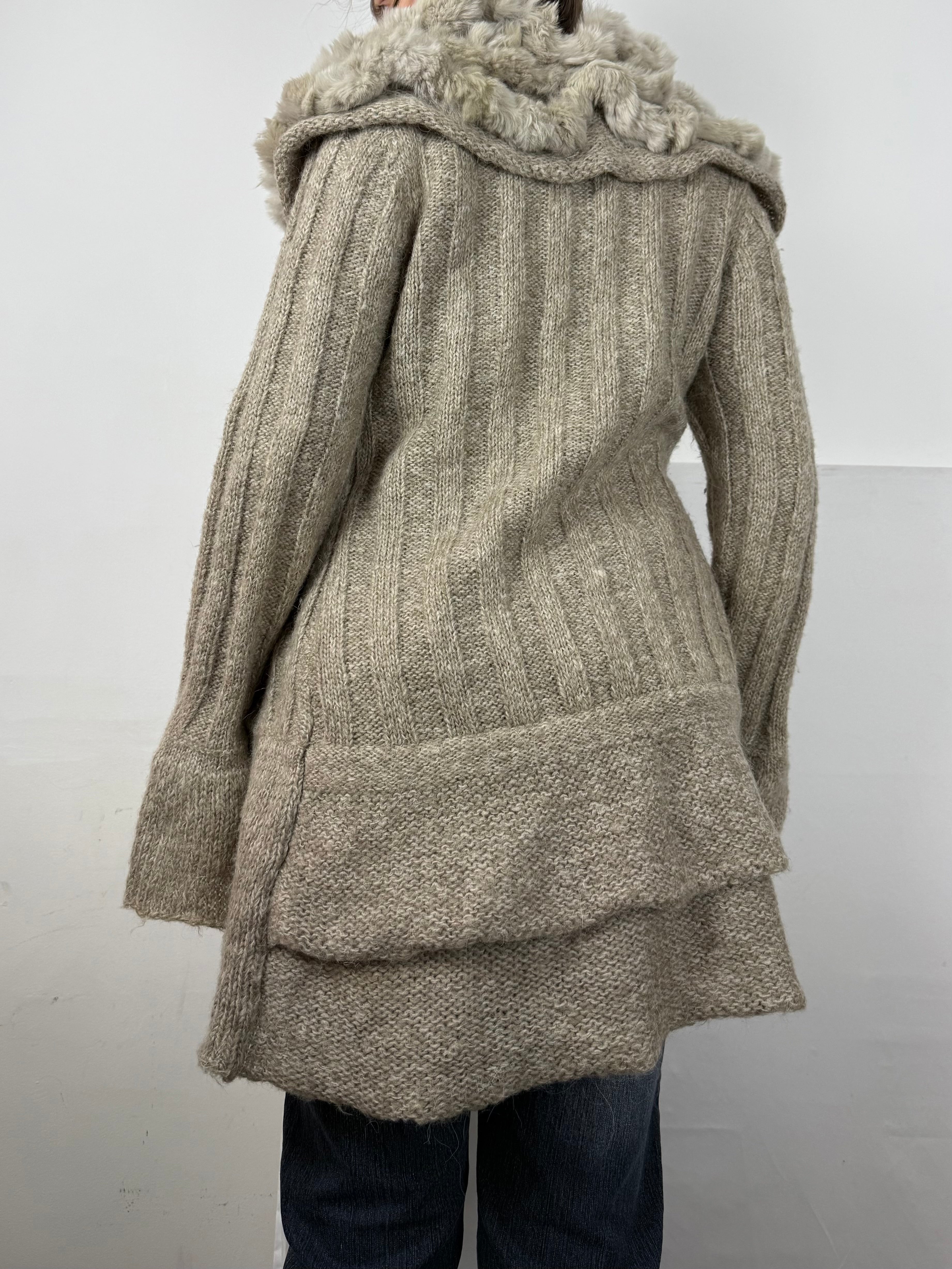 Beige fur neck cardigan jumper (L)
