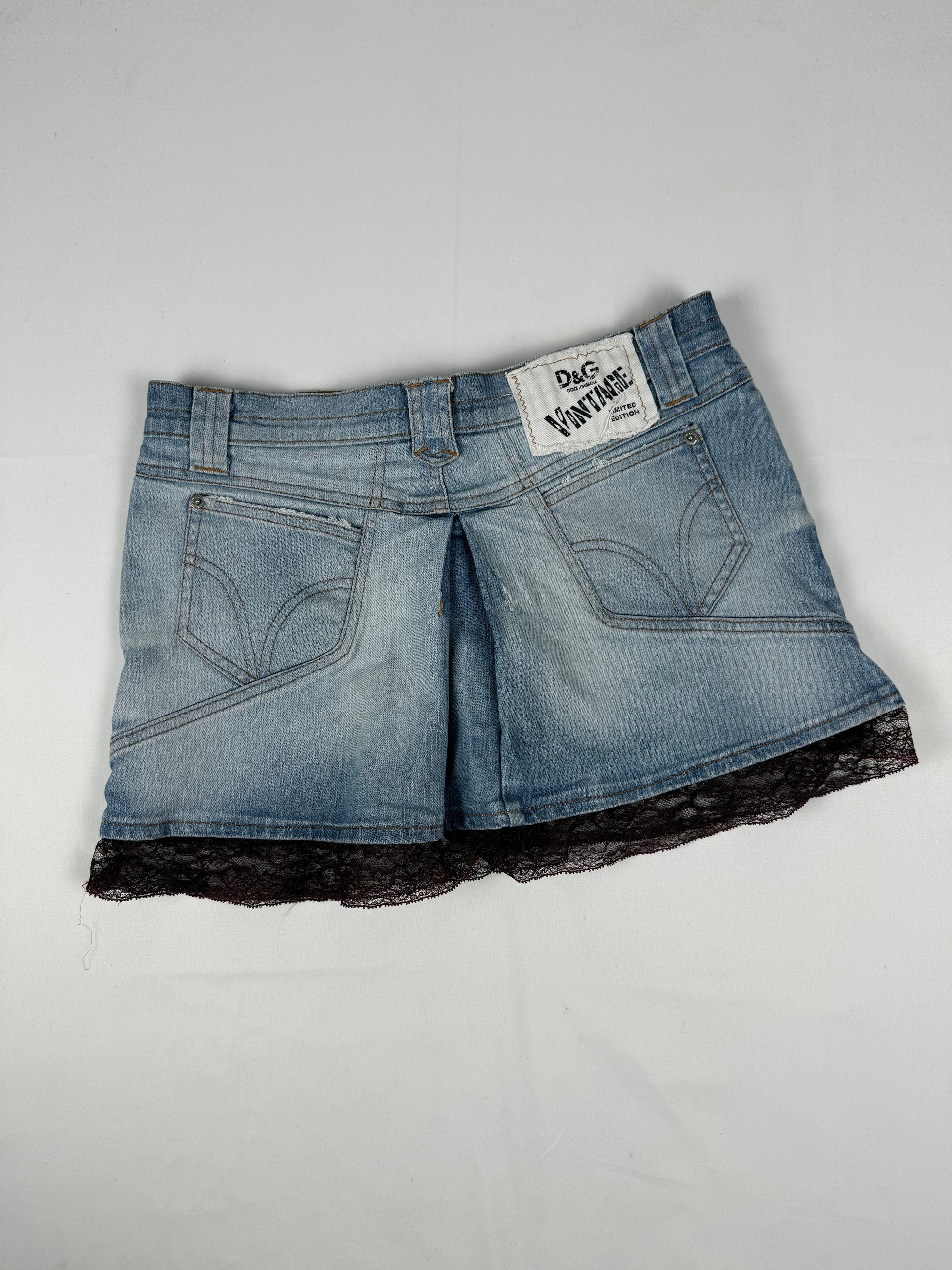 Blue denim & lace pleated mini skirt (S/M)