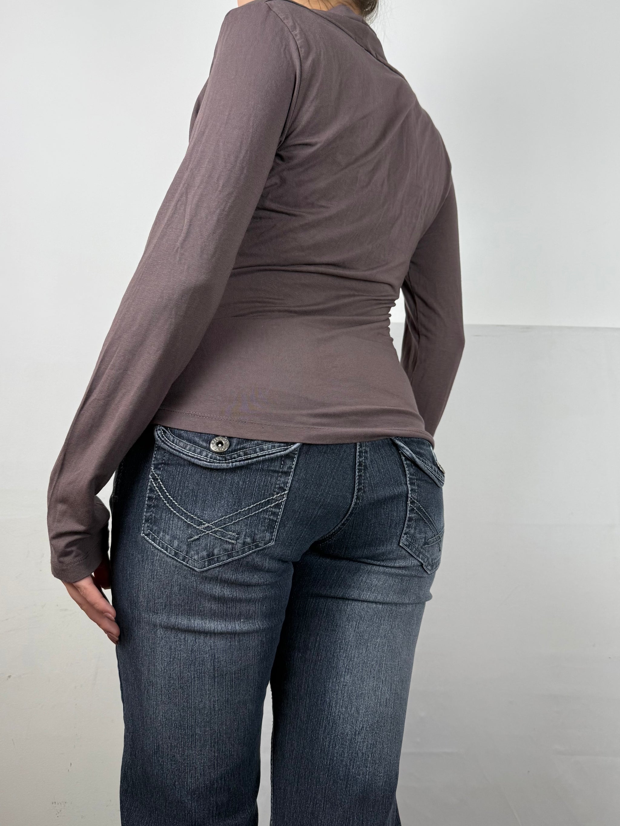 Brown stretchy long sleeves top (M/L)
