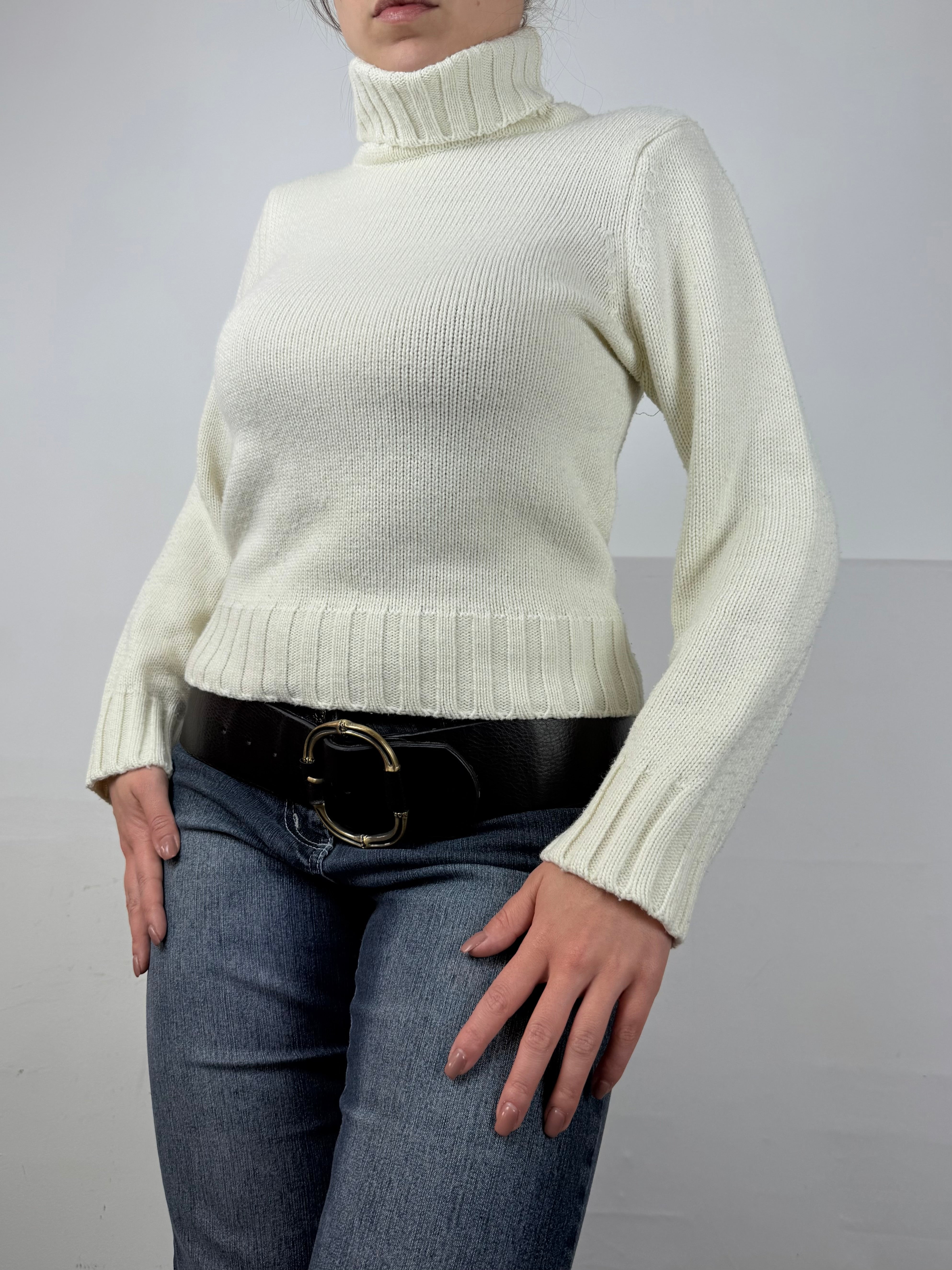 White cream turtleneck jumper (S/M)