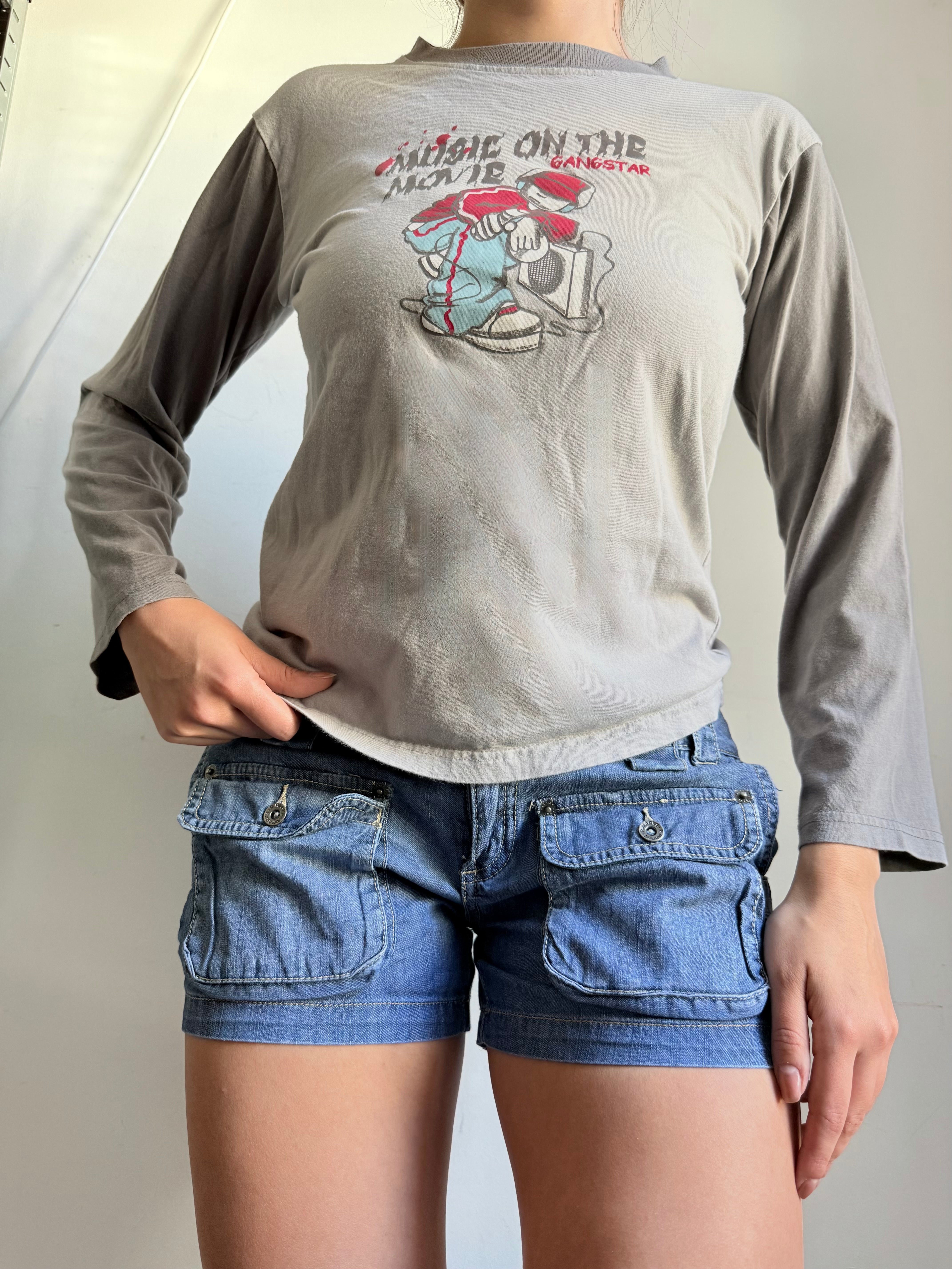 Grey graphic long sleeves top (S/M)