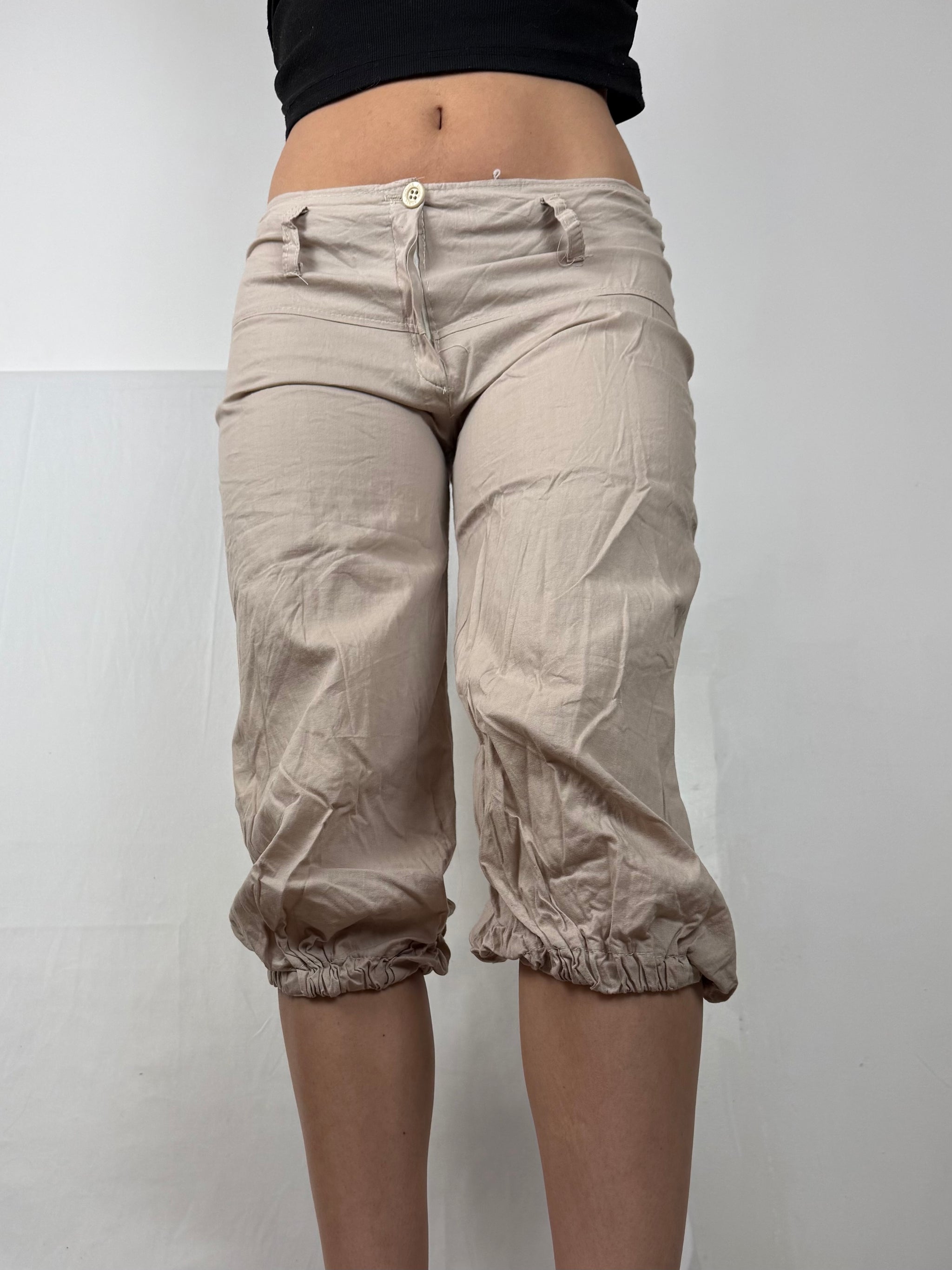 Beige cotton low rise capri pants (S/M)