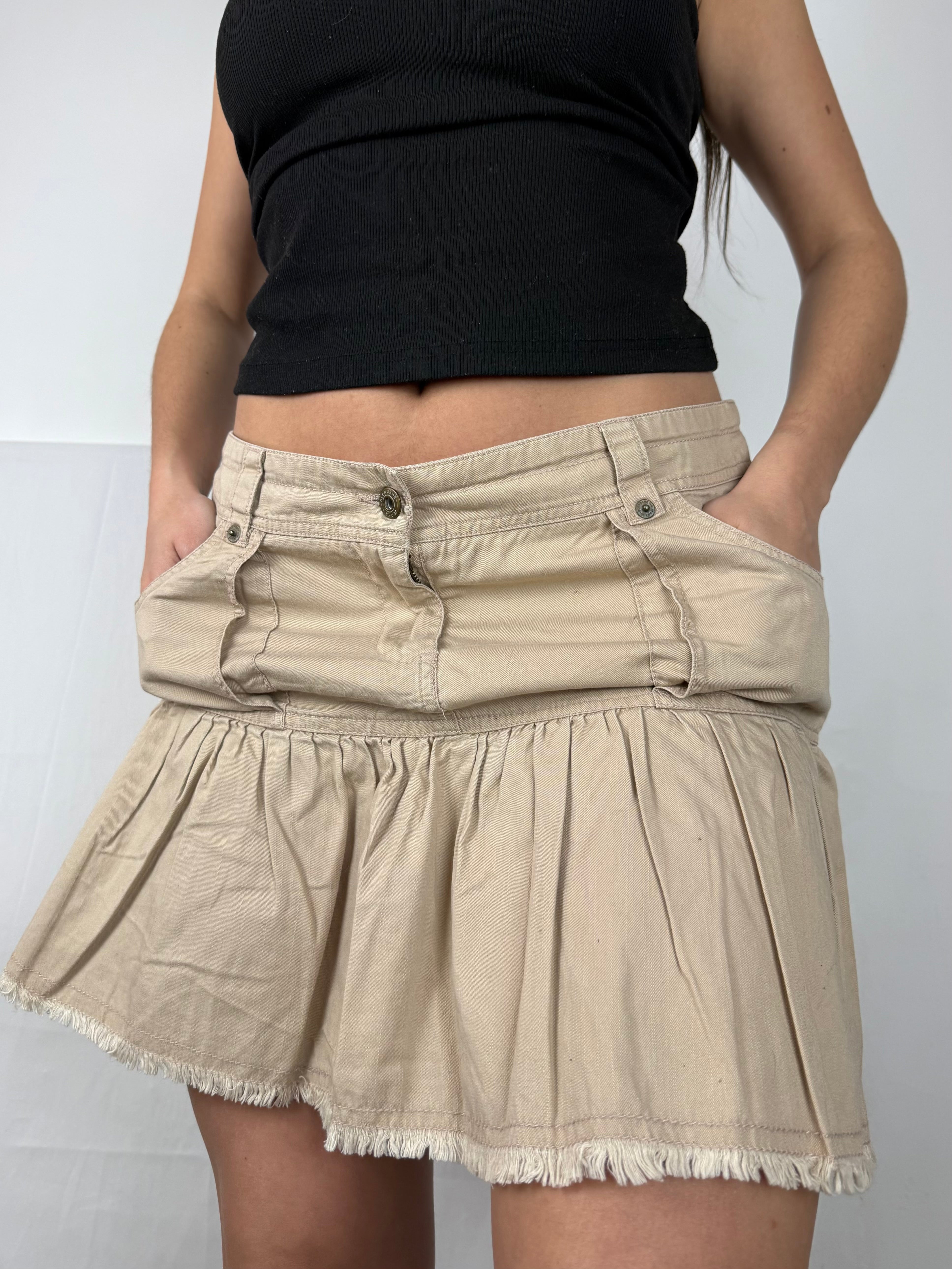 Beige denim low rise pleated mini skirt (L)