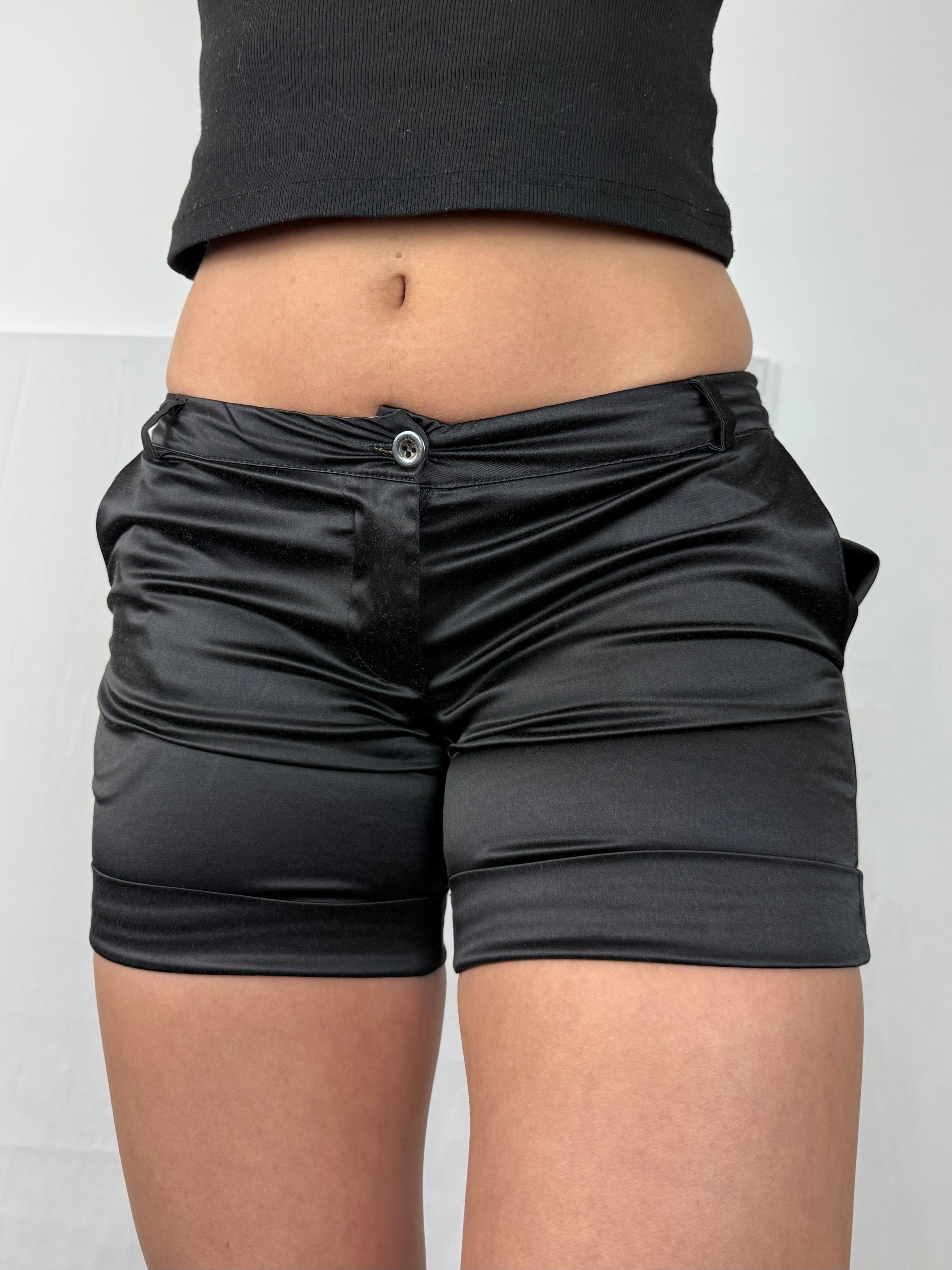 Black silky office mini short (S/M)