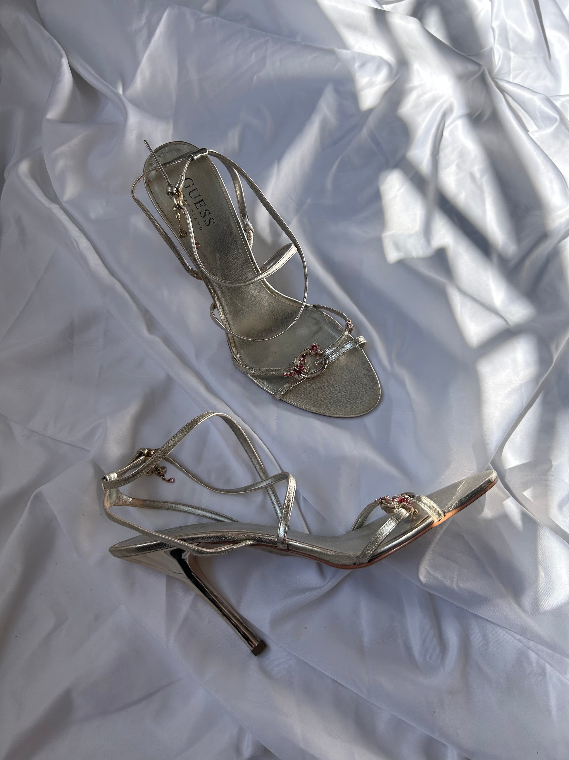 Gold butterfly charms leather heels (38)