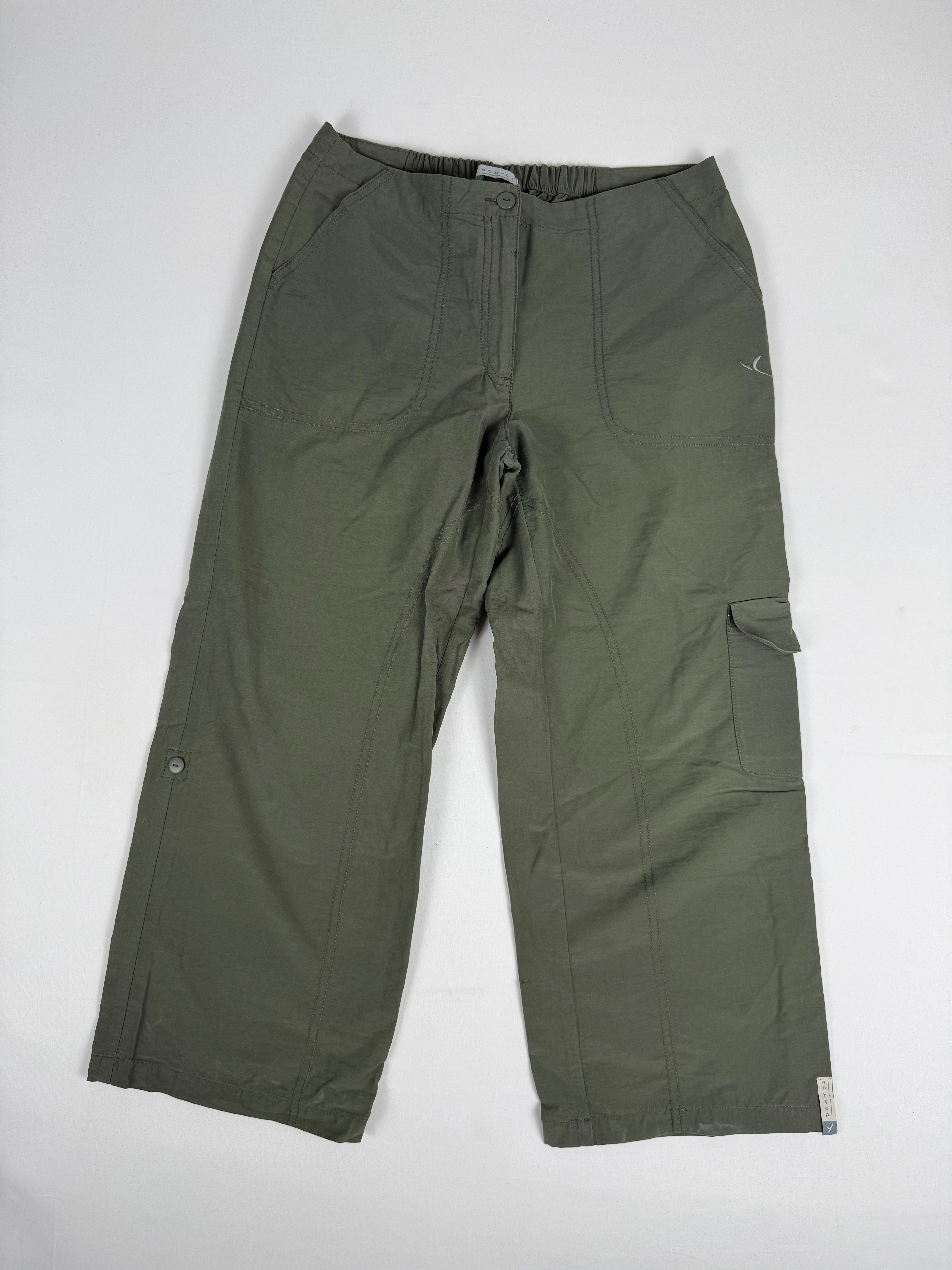 Khaki stretchy low rise capri pants (S)