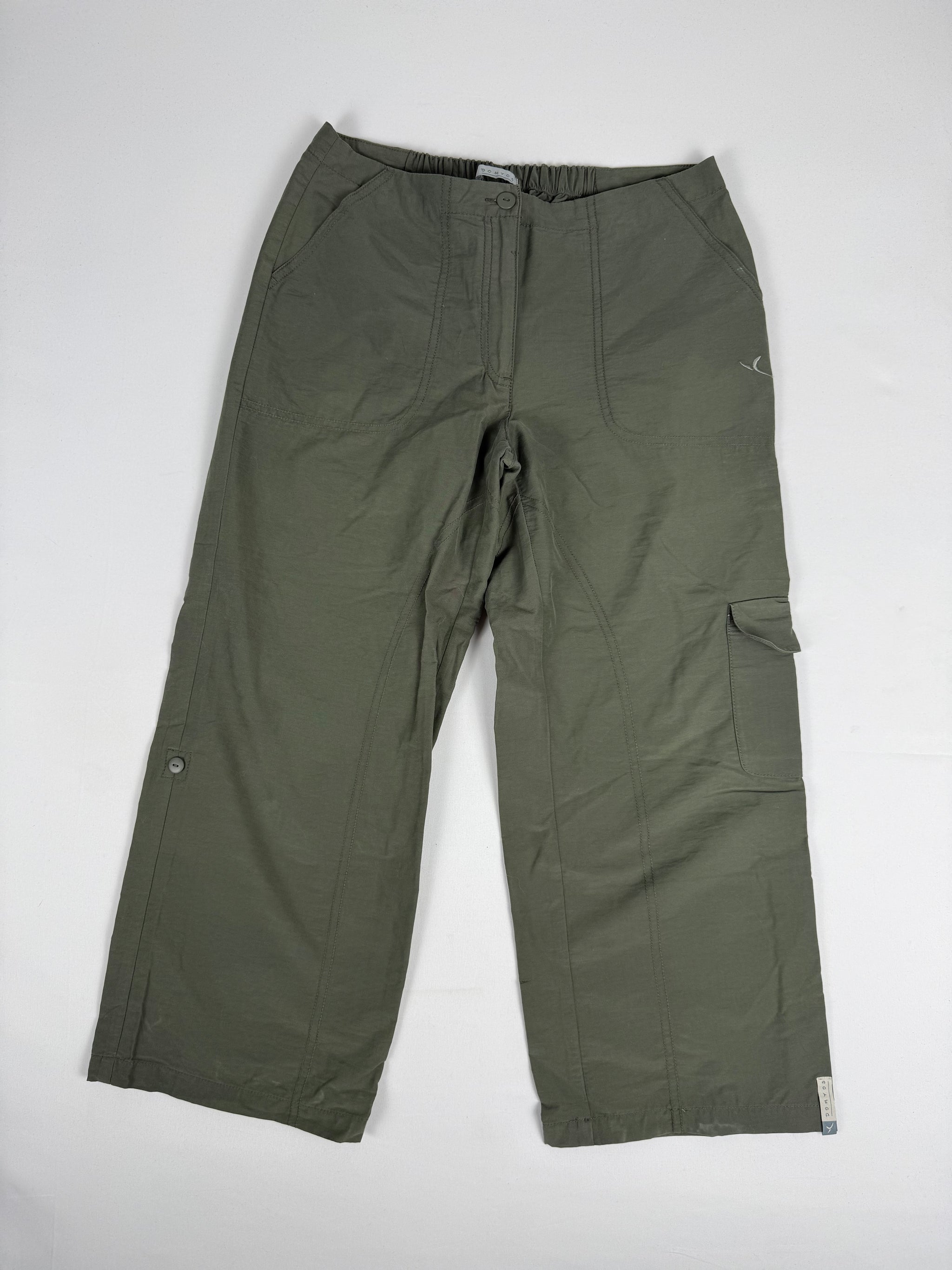 Khaki stretchy low rise capri pants (S)