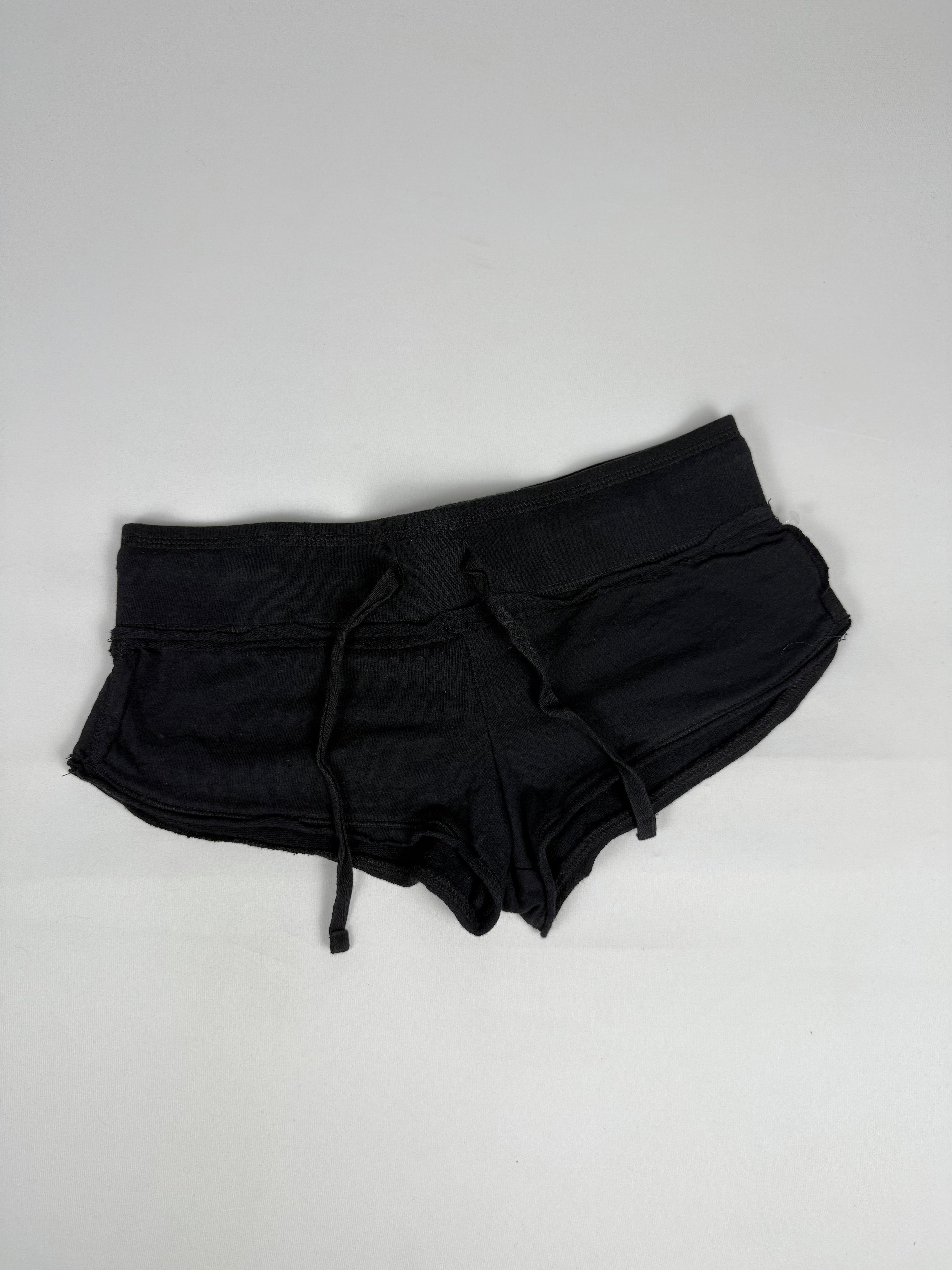 Black cotton low rise mini short (S)