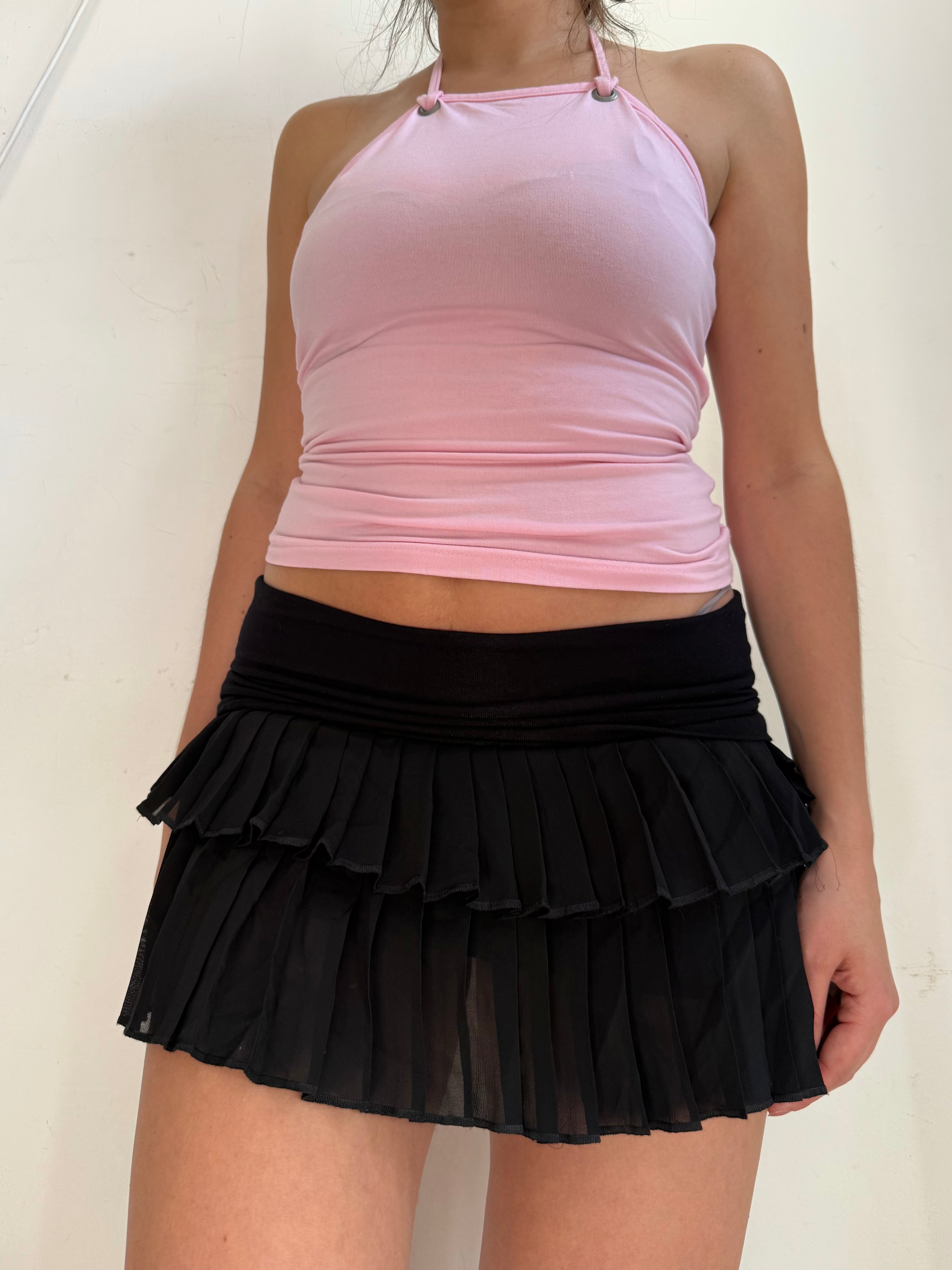Black mesh lined low rise mini skirt (S/M)
