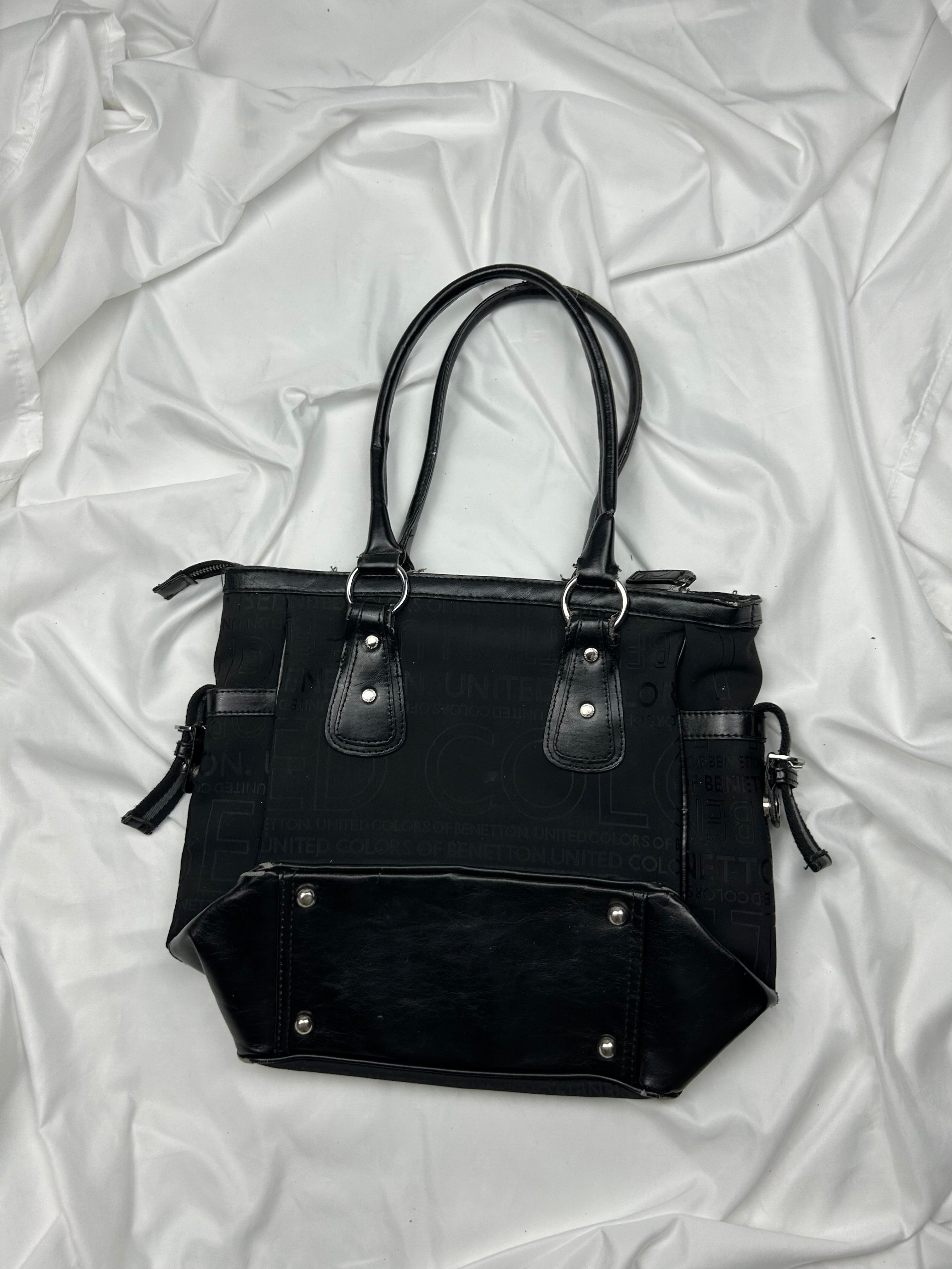 Black monogram shoulder bag (34x29cm)