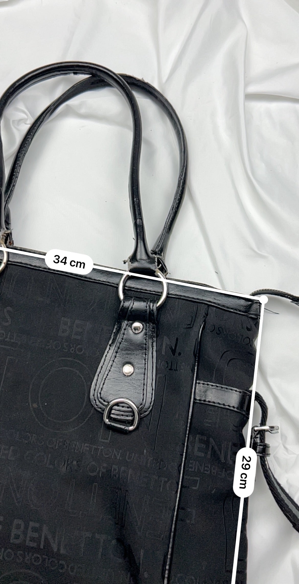 Black monogram shoulder bag (34x29cm)