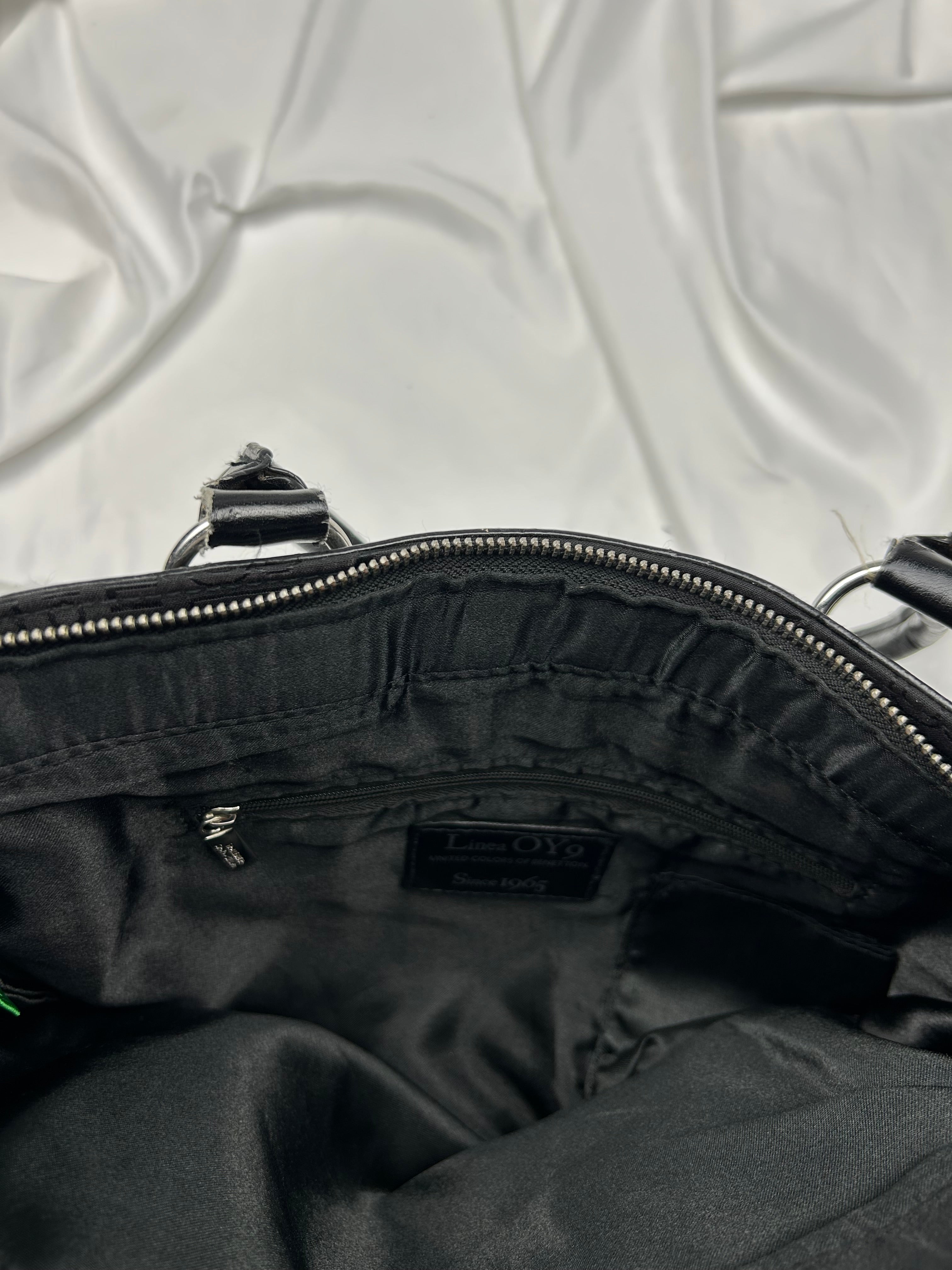 Black monogram shoulder bag (34x29cm)