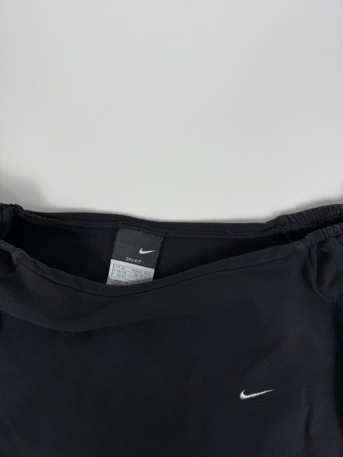Black activewear sweatshirt (M)