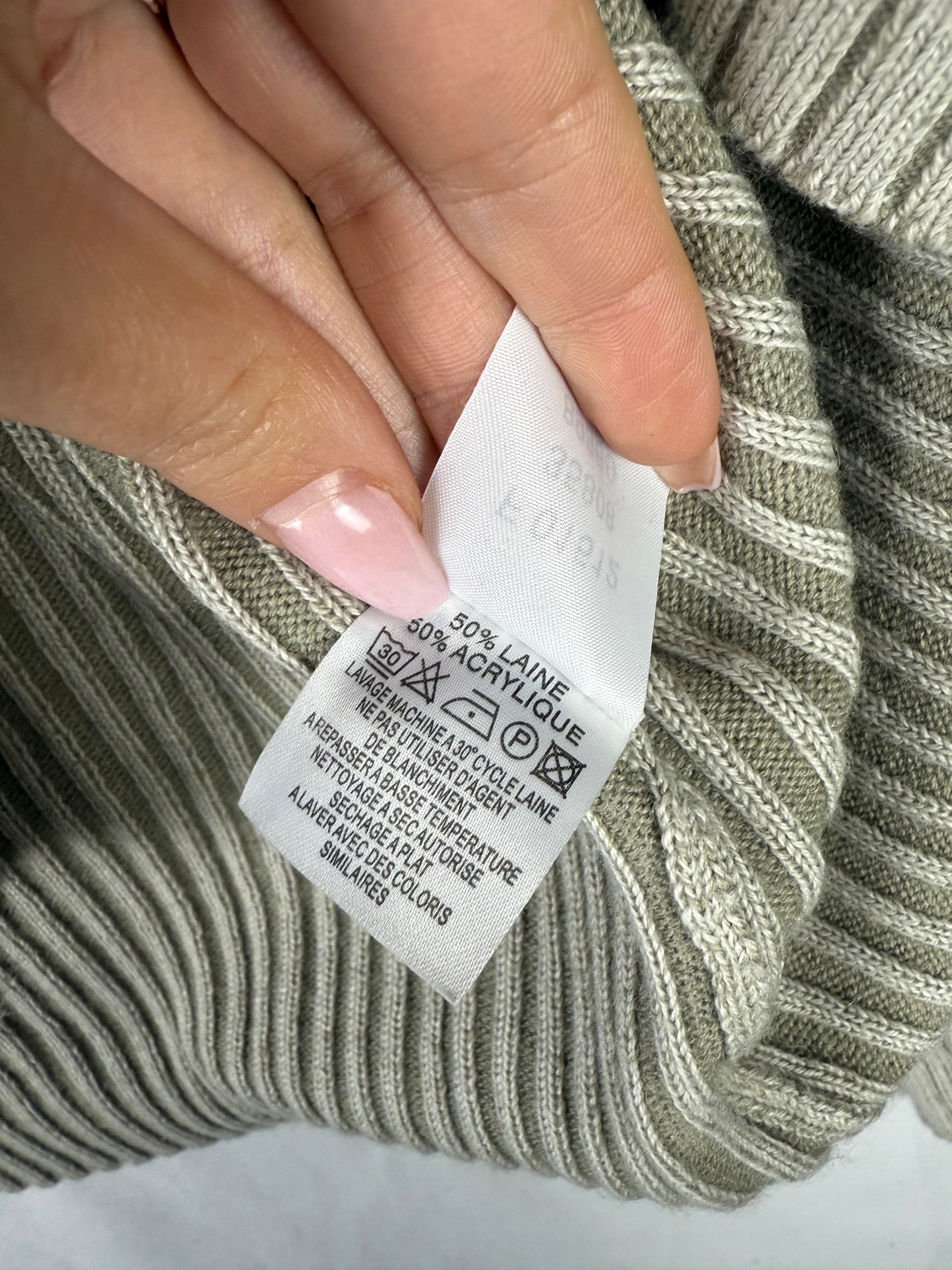 Beige zip up ribbed jumper (XXL)