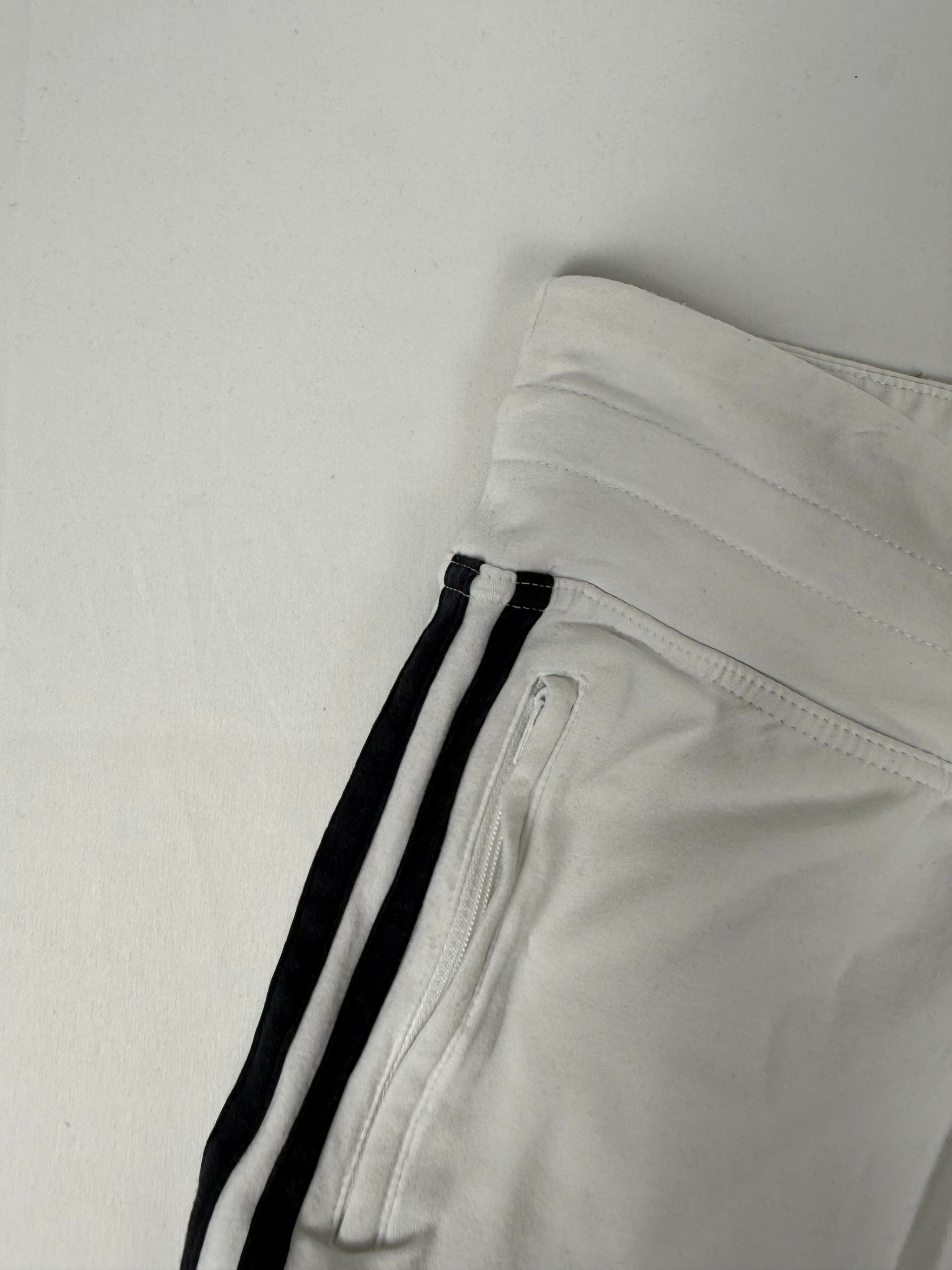 White activewear low waist capri pants (S)