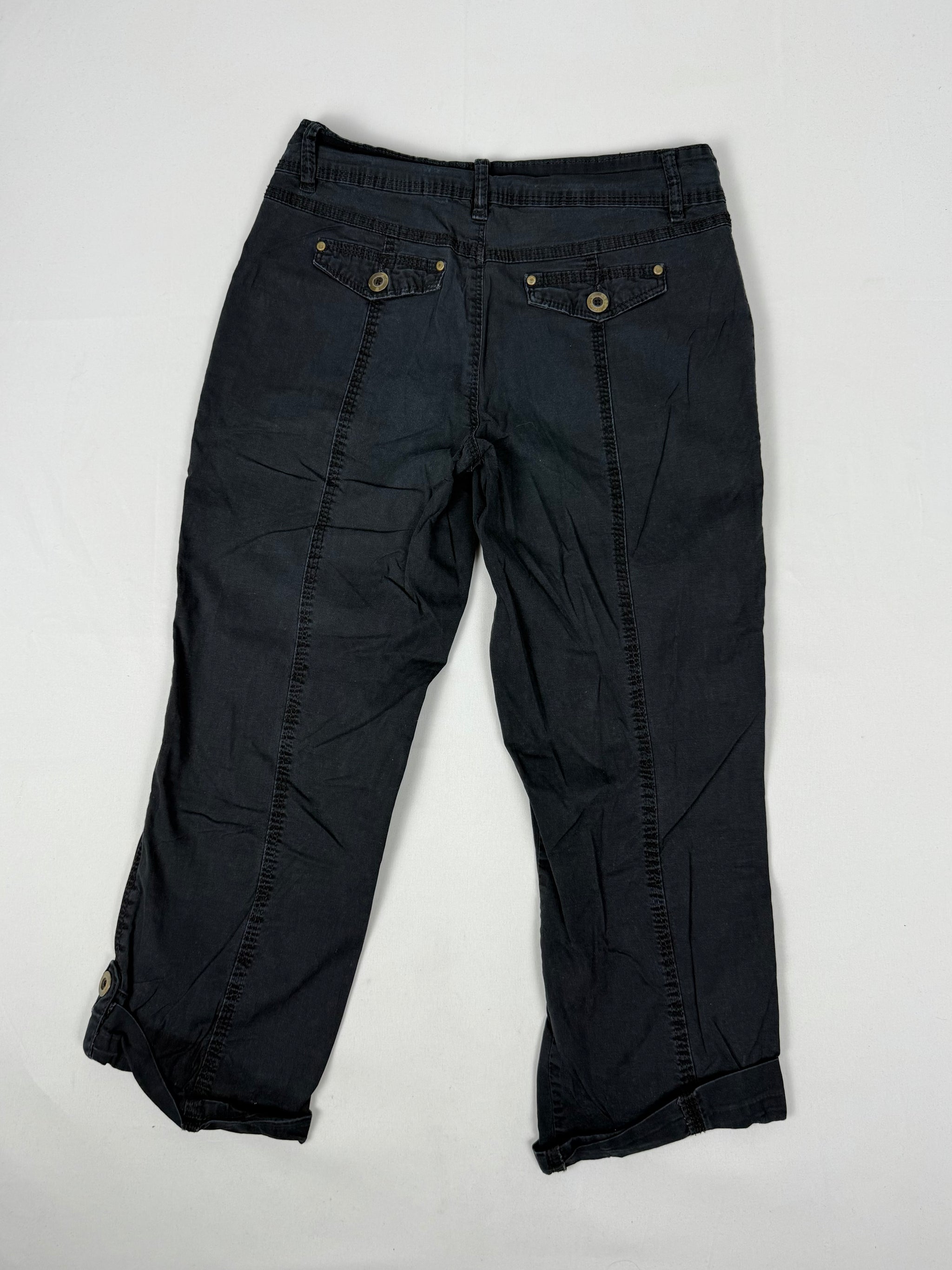 Black utility low rise capri pants (S/M)