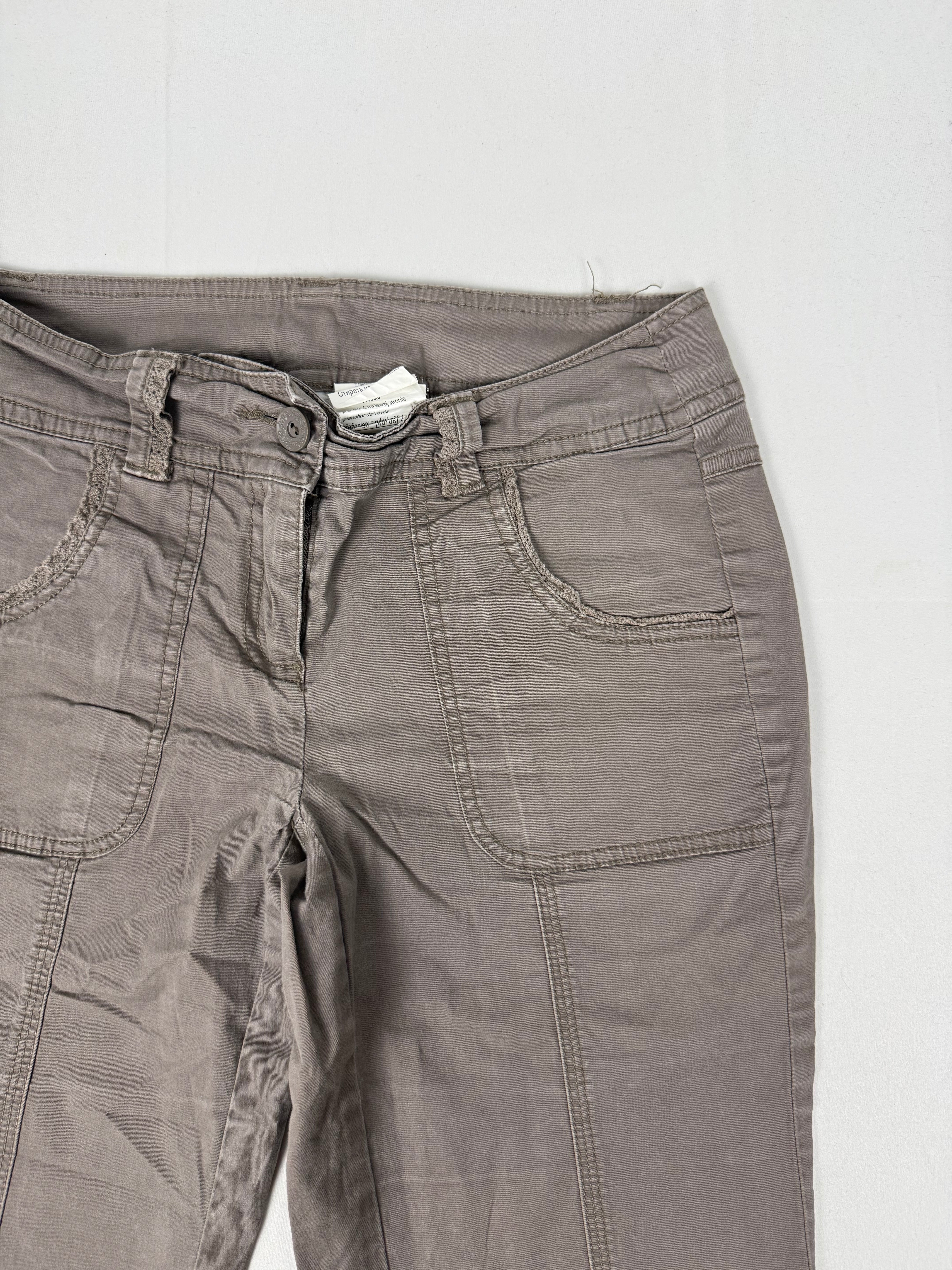 Khaki low rise utility capri pants (S)