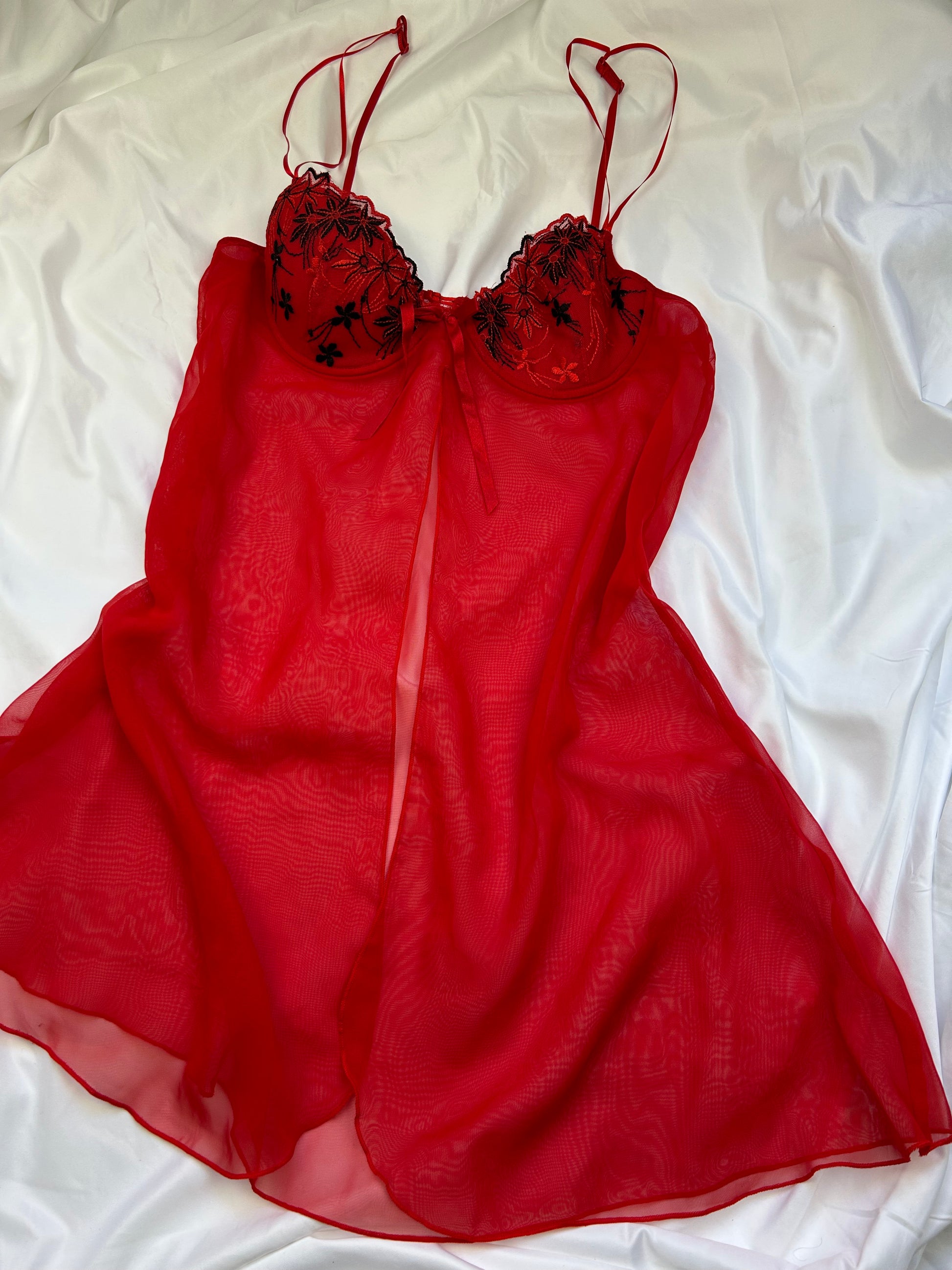 Red mesh babydoll mini dress (L)
