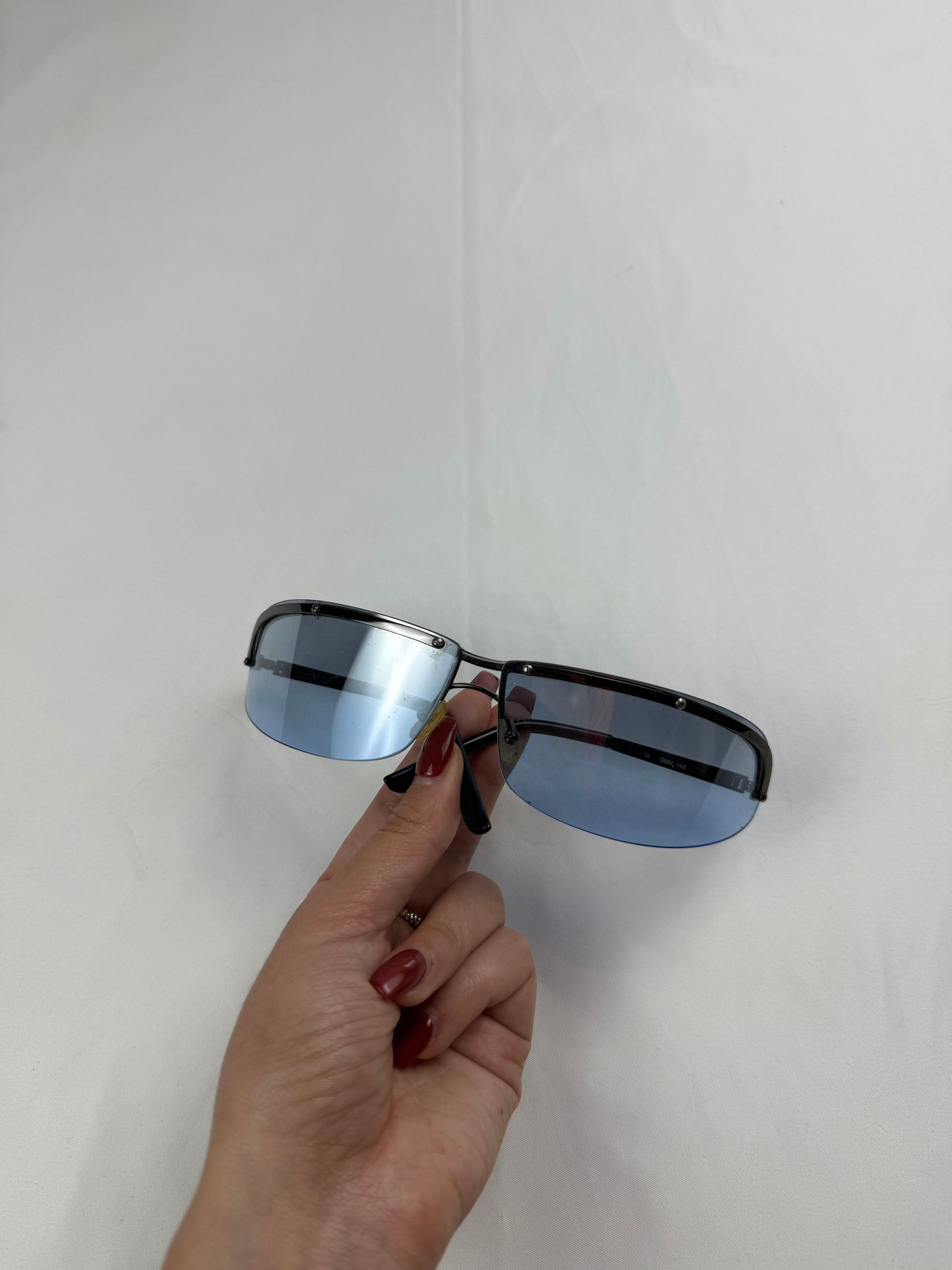 2000s blue shield sunglasses