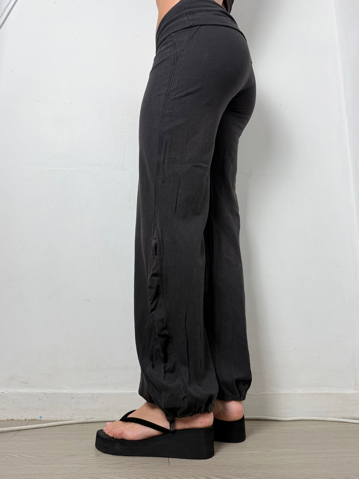 Pantalon corsaire taille basse à pois (S/M)
