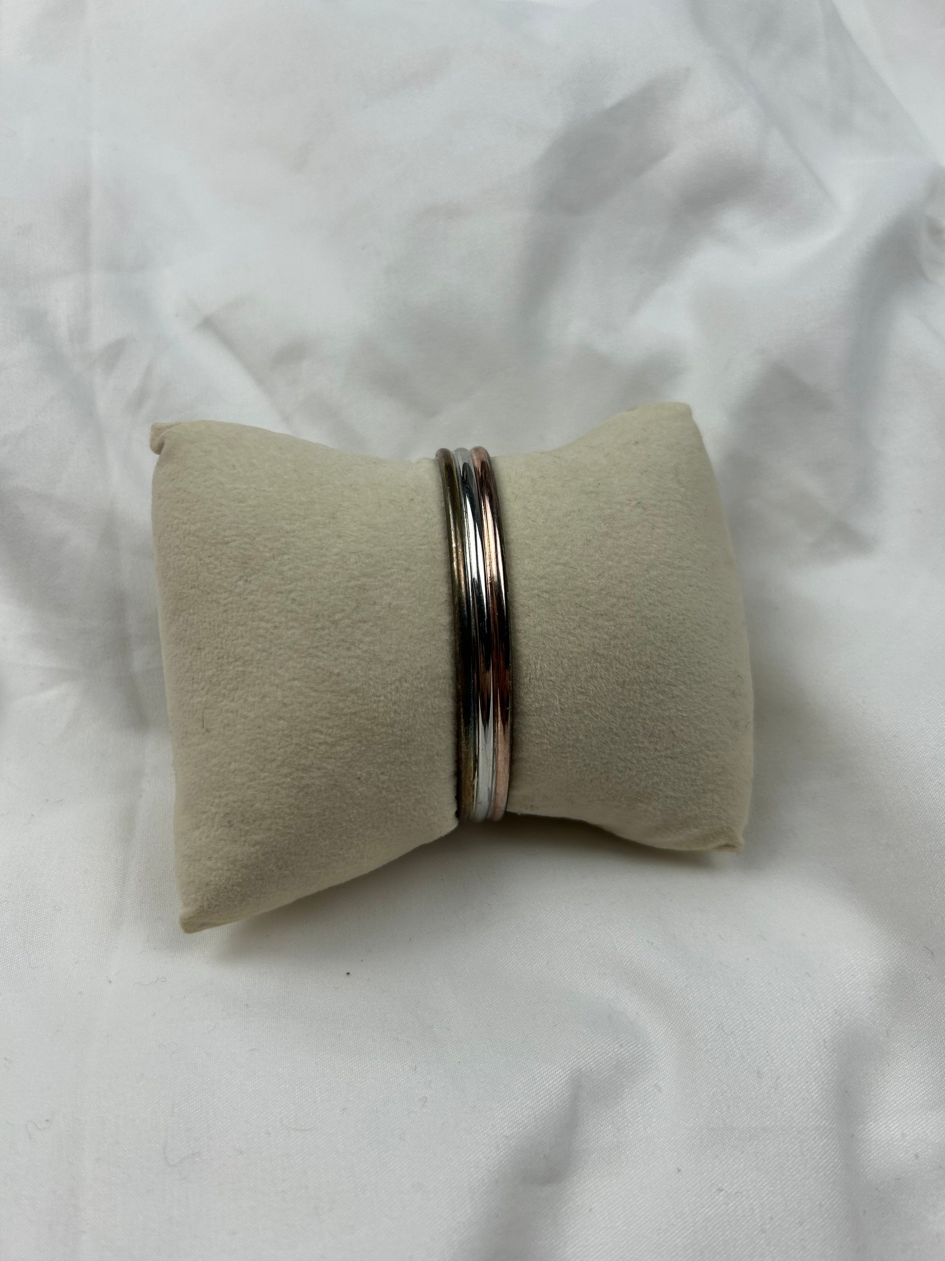 Silver inox bangle bracelet