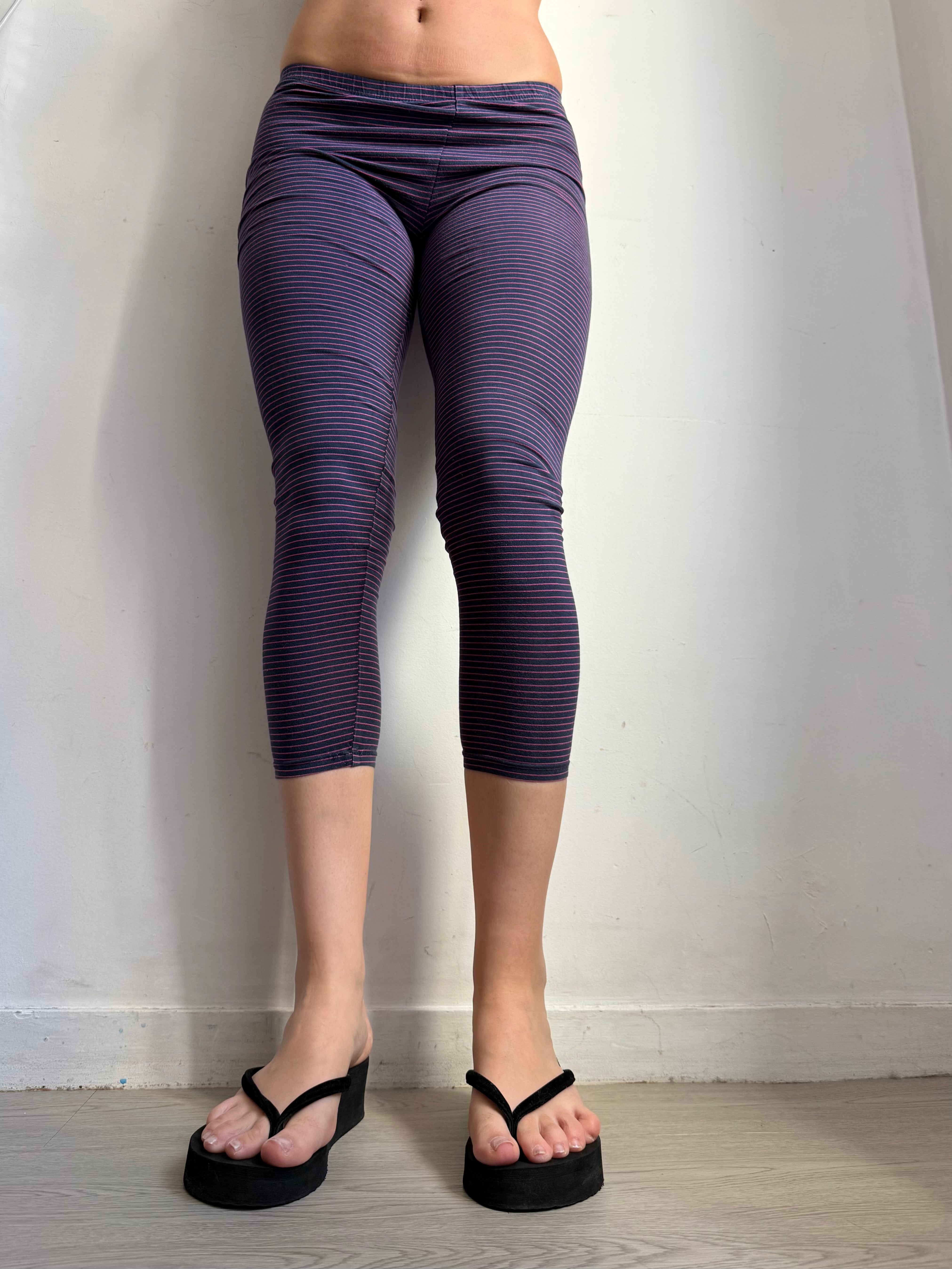 Navy & pink striped cotton capri pants (XS)