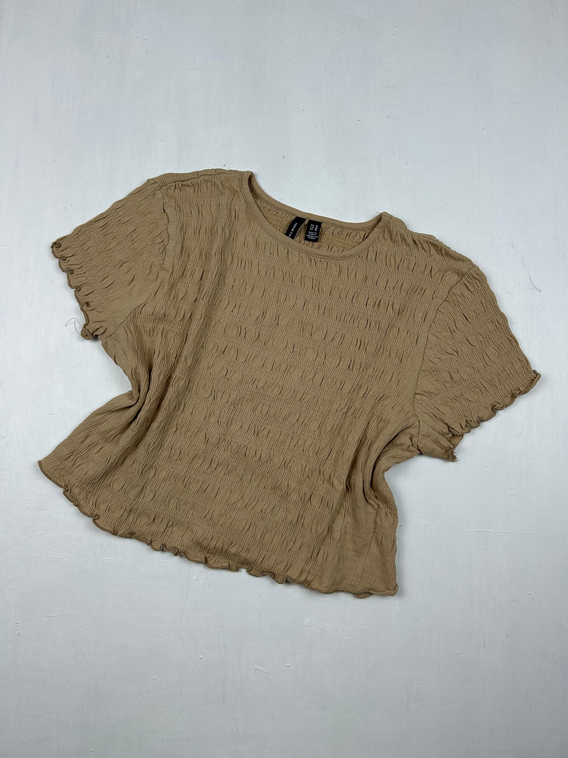Beige ruched tee (M)