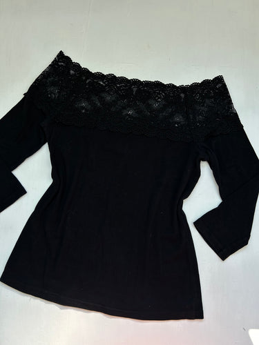 Black bardot lace neck long sleeves top (M)