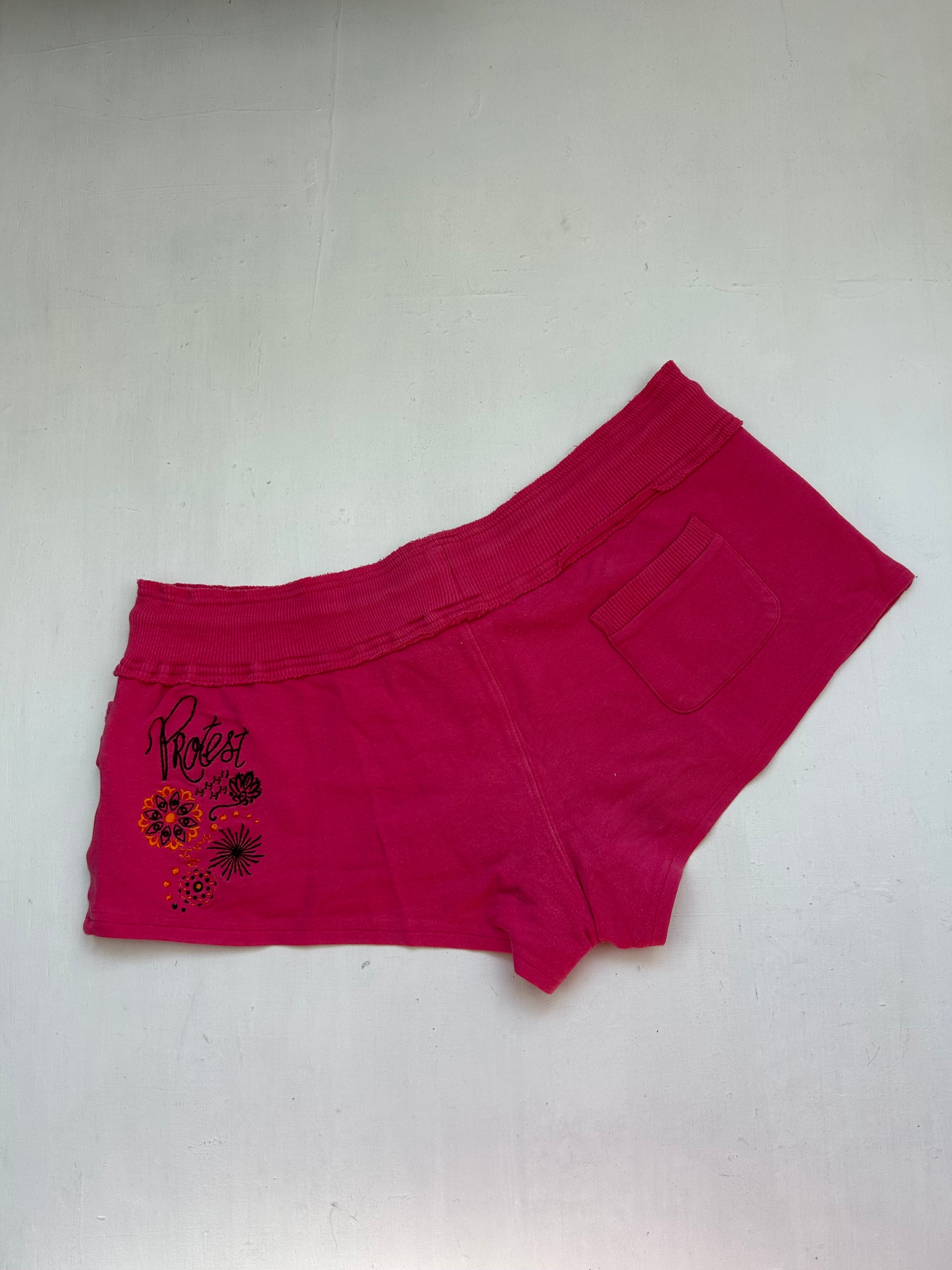 Pink cotton low rise mini short (M)