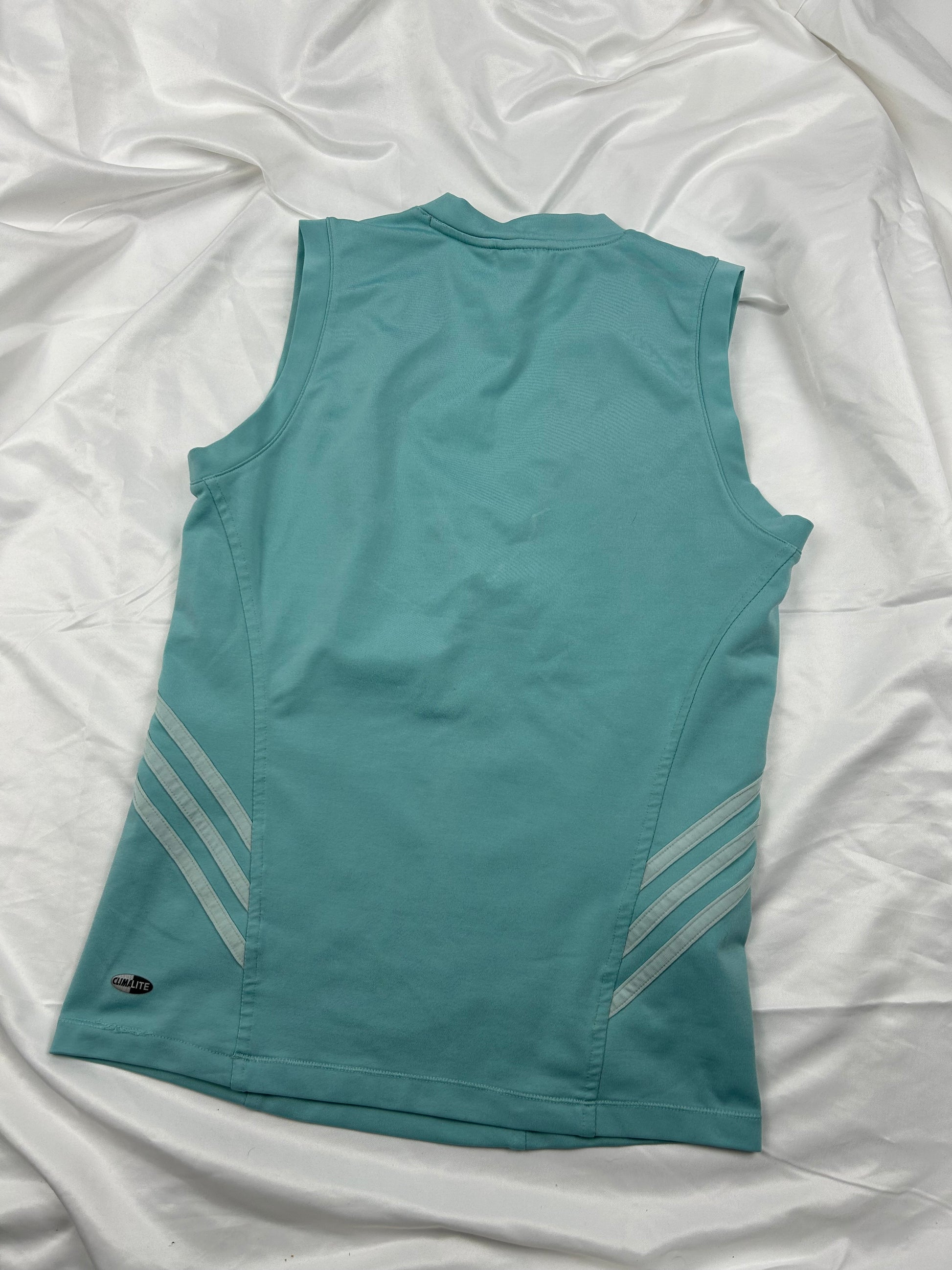 Blue tight fit tank top (S/M)