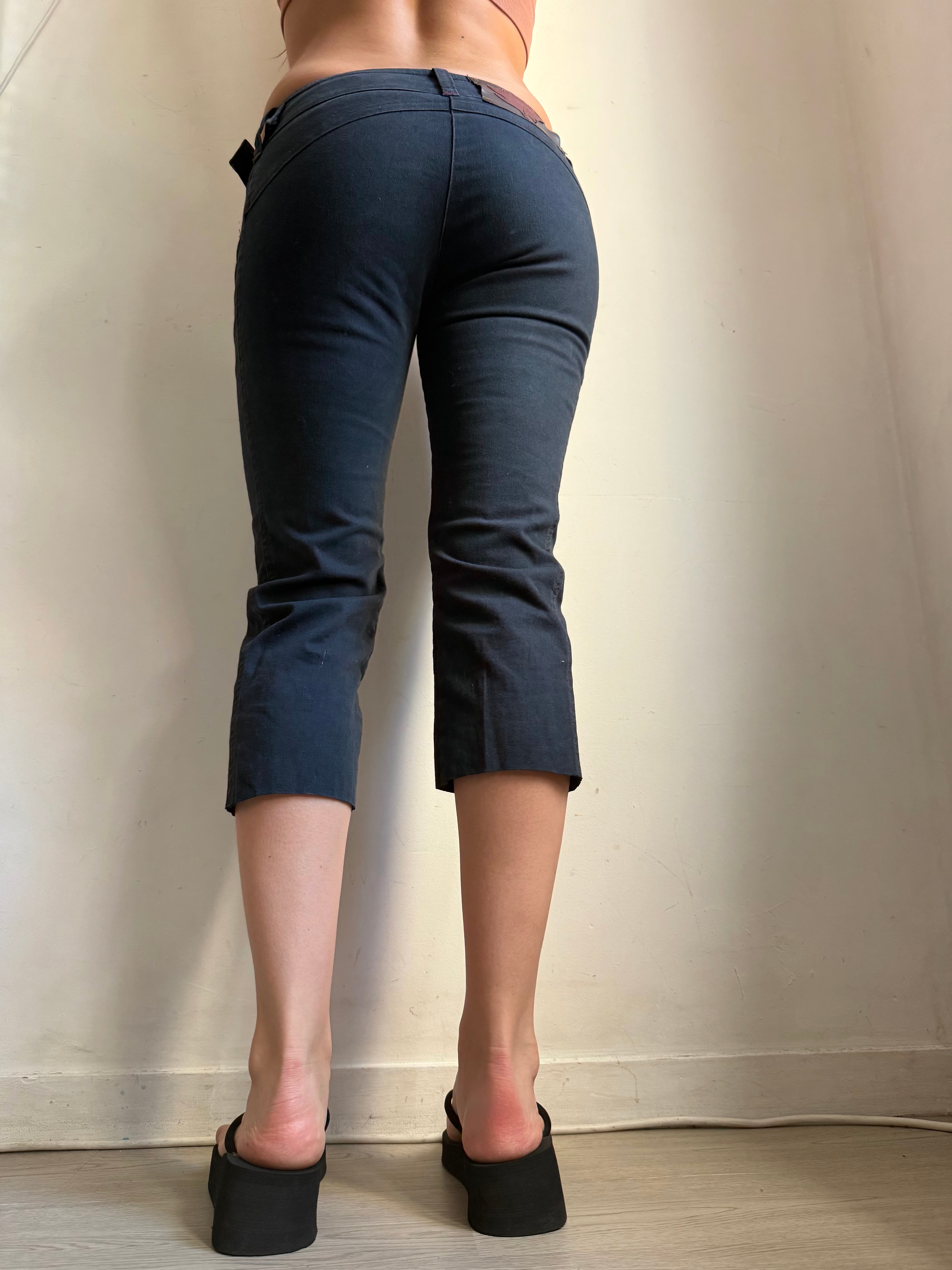 Navy denim low rise capri pants (XS/S)