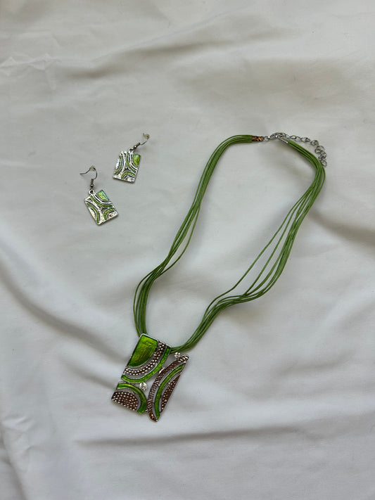 Green cord pendant necklace + earrings set